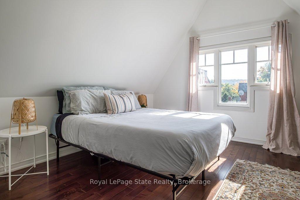 Photo 68 of 262 Jackson Street W, Hamilton, Kirkendall — HOMEH