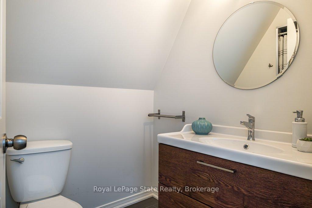 Photo 71 of 262 Jackson Street W, Hamilton, Kirkendall — HOMEH