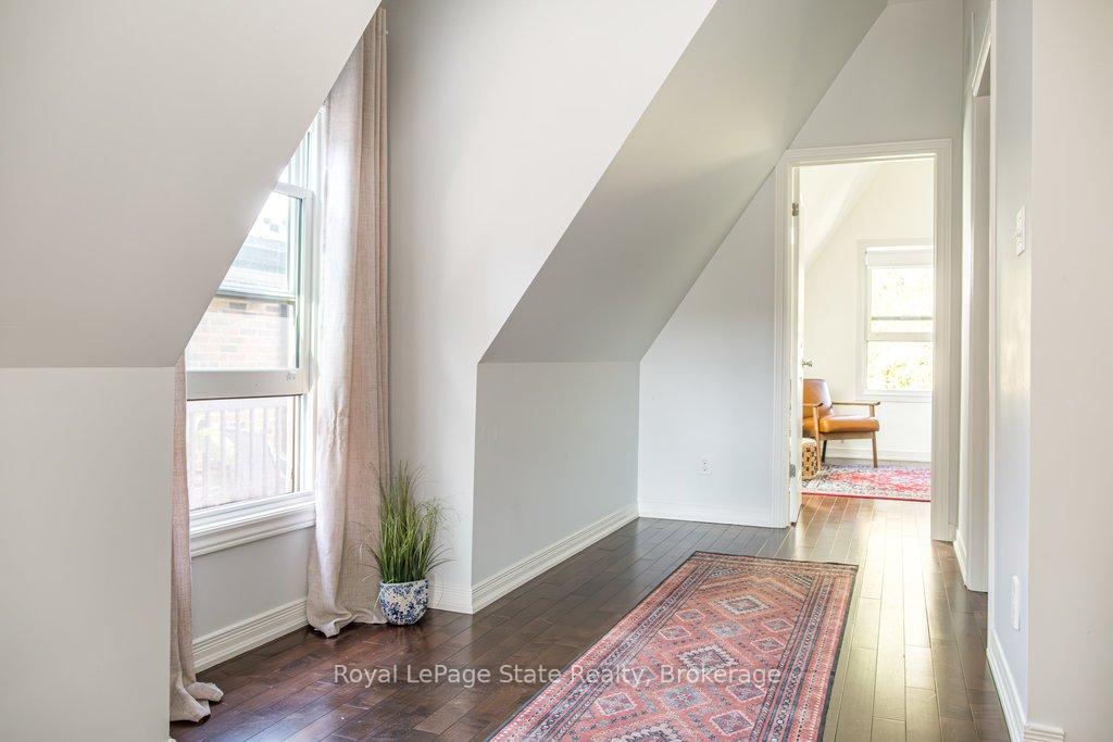 Photo 72 of 262 Jackson Street W, Hamilton, Kirkendall — HOMEH