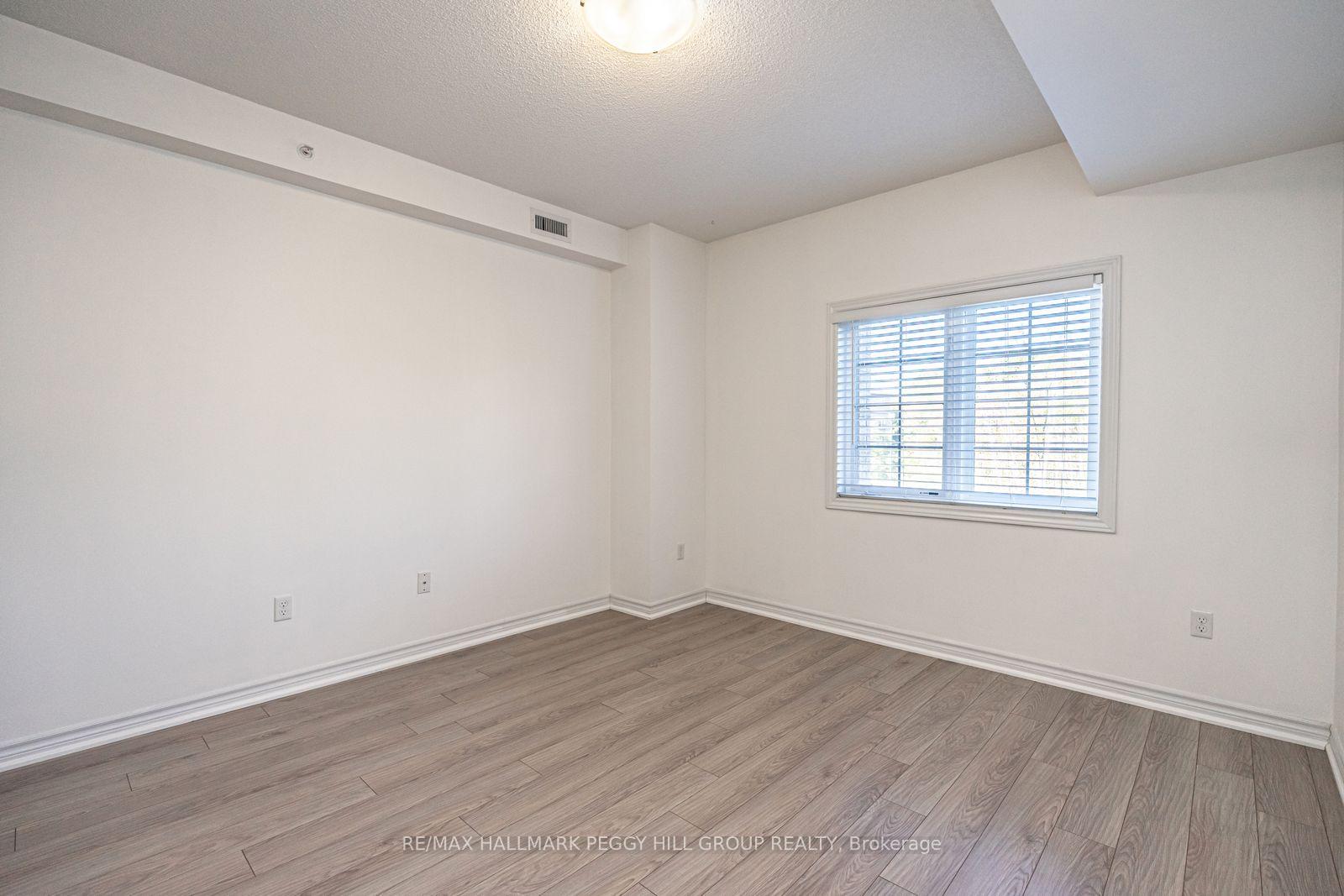 Photo 6 of Unit 209, 40 Ferndale Drive S, Barrie, Ardagh — HOMEH