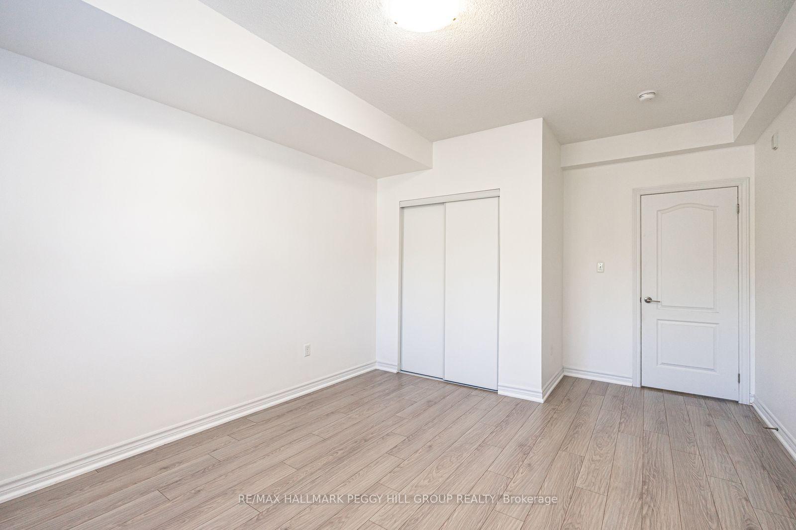 Photo 7 of Unit 209, 40 Ferndale Drive S, Barrie, Ardagh — HOMEH