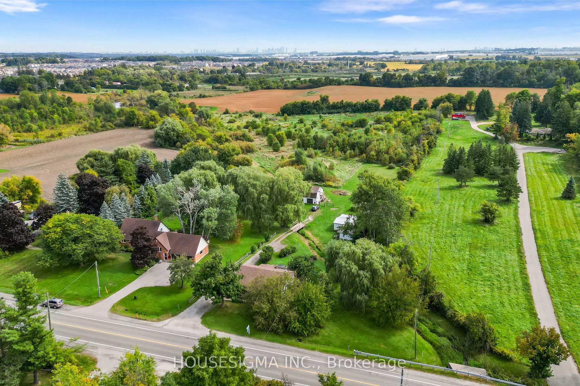 Photo 2 of 2701 Embleton Road, Brampton, Bram West — HOMEH