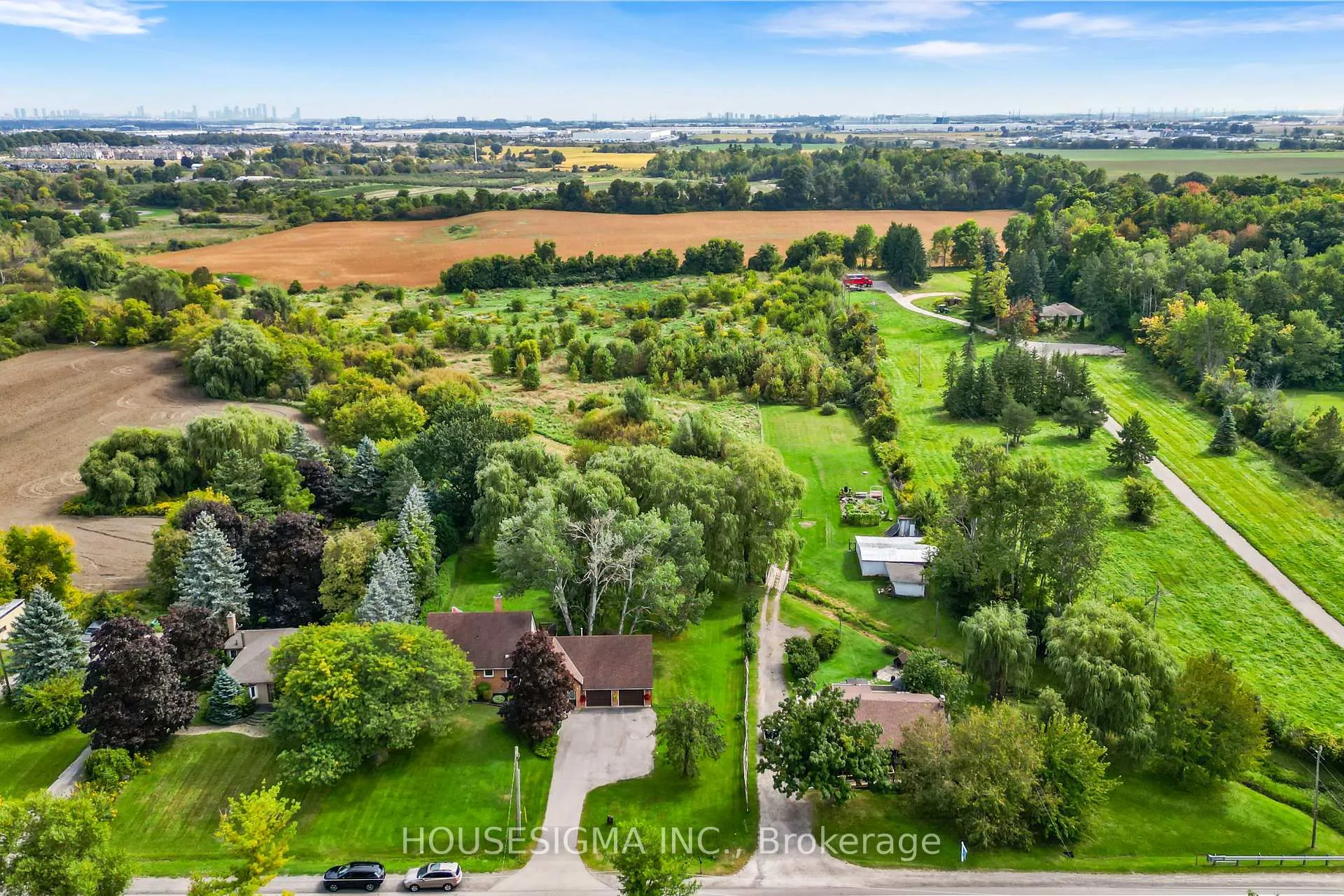 Photo 4 of 2701 Embleton Road, Brampton, Bram West — HOMEH