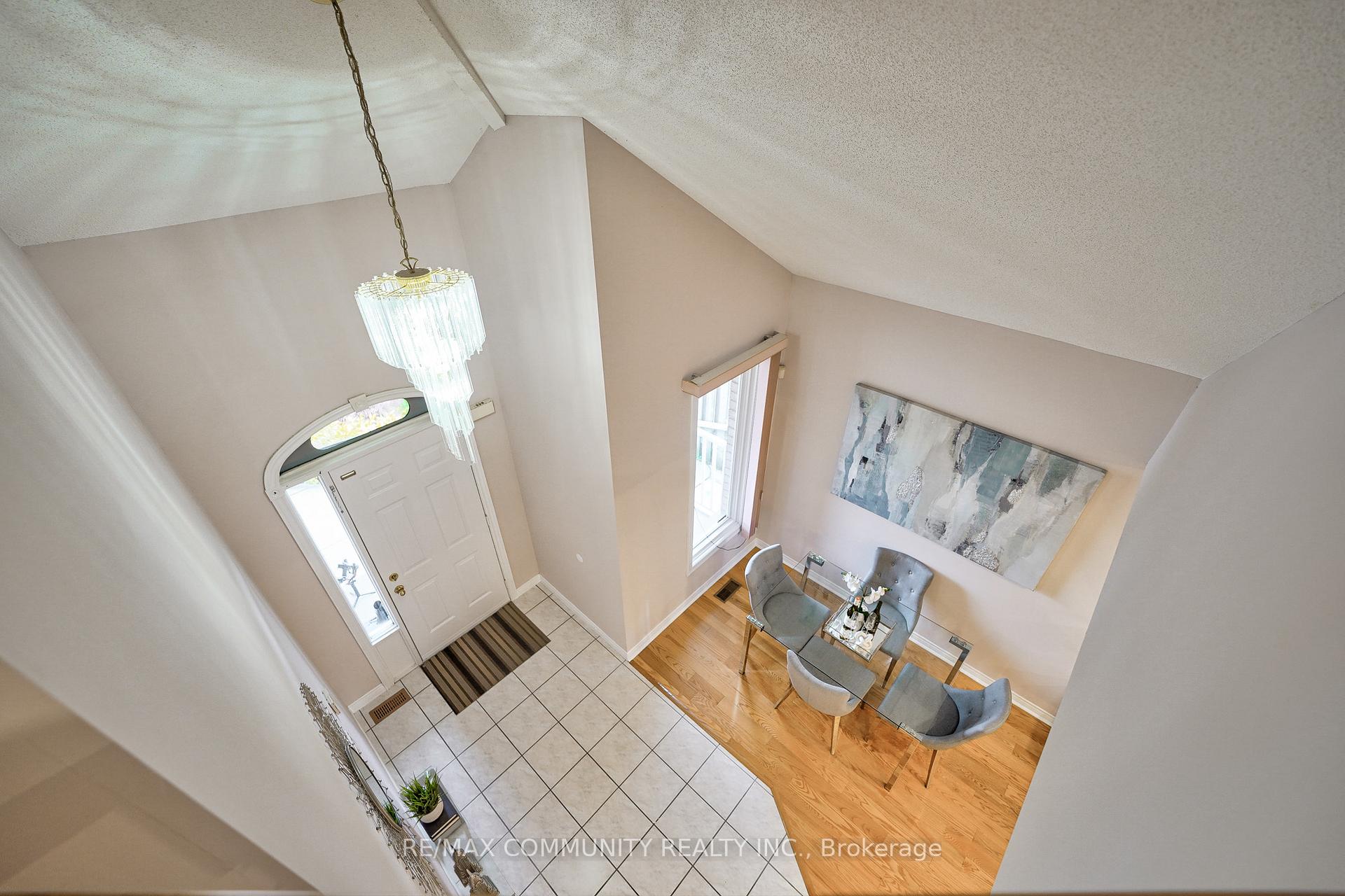 Photo 26 of 3 Resolute Drive, Hamilton, Crerar — HOMEH