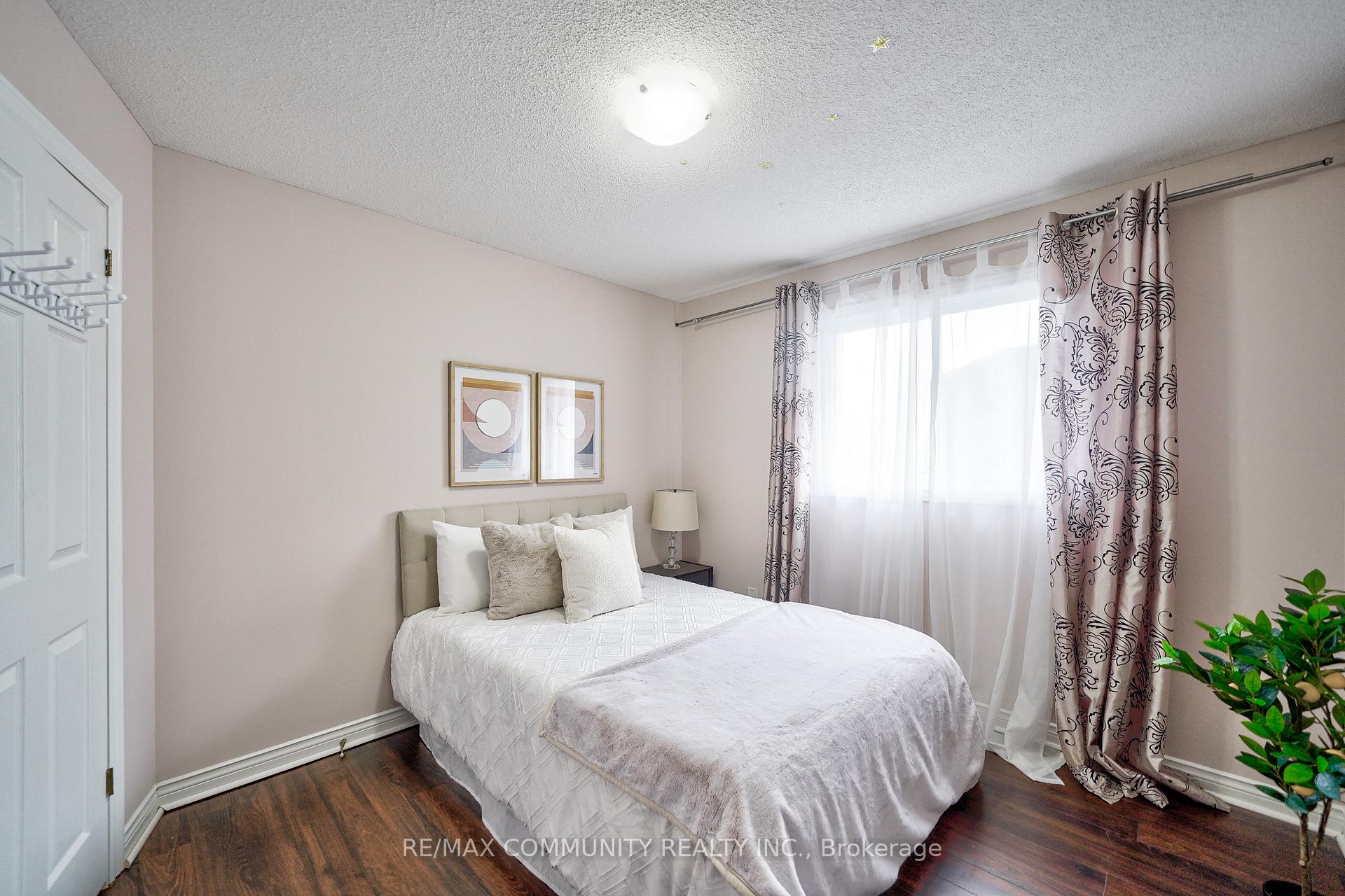 Photo 28 of 3 Resolute Drive, Hamilton, Crerar — HOMEH