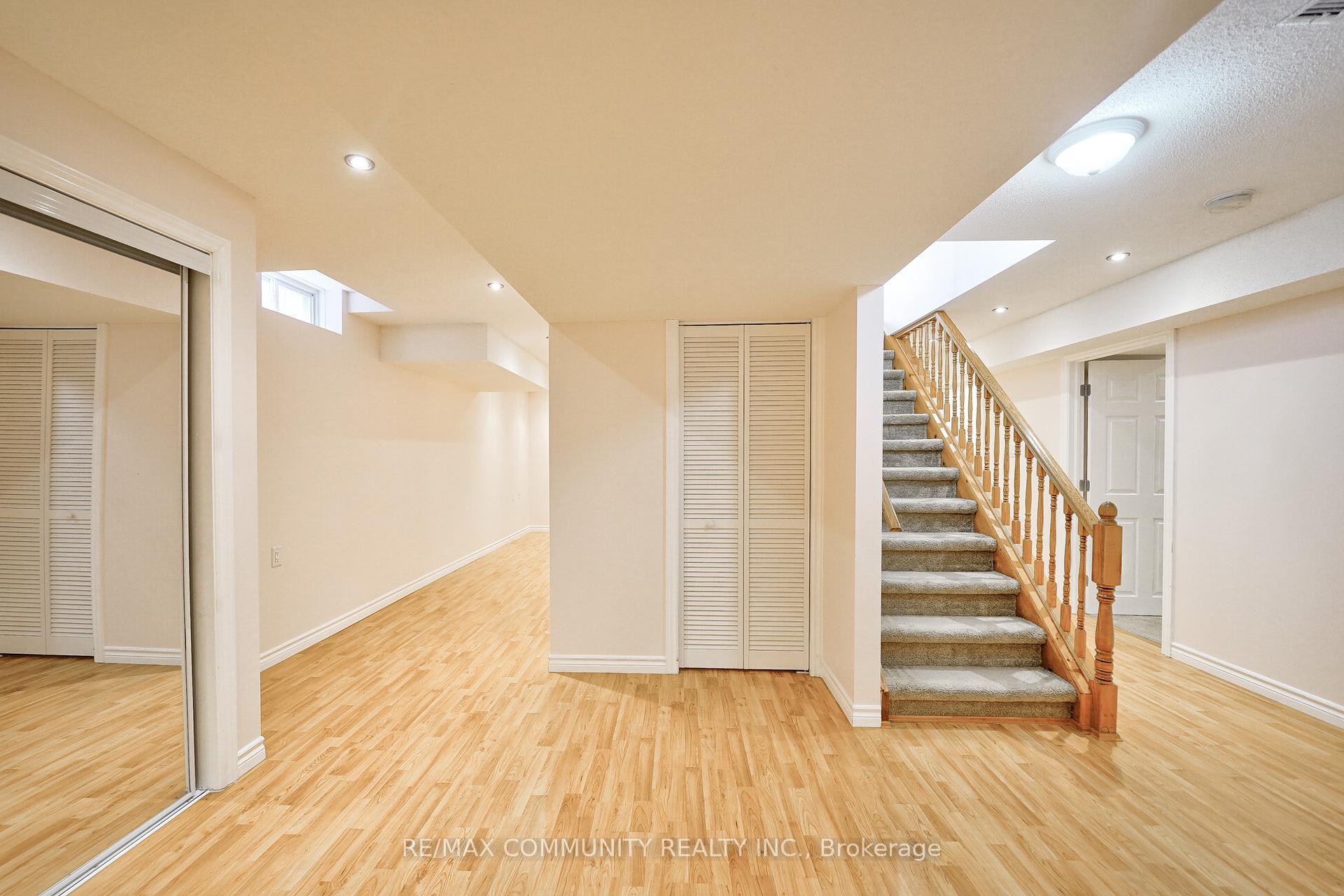 Photo 34 of 3 Resolute Drive, Hamilton, Crerar — HOMEH
