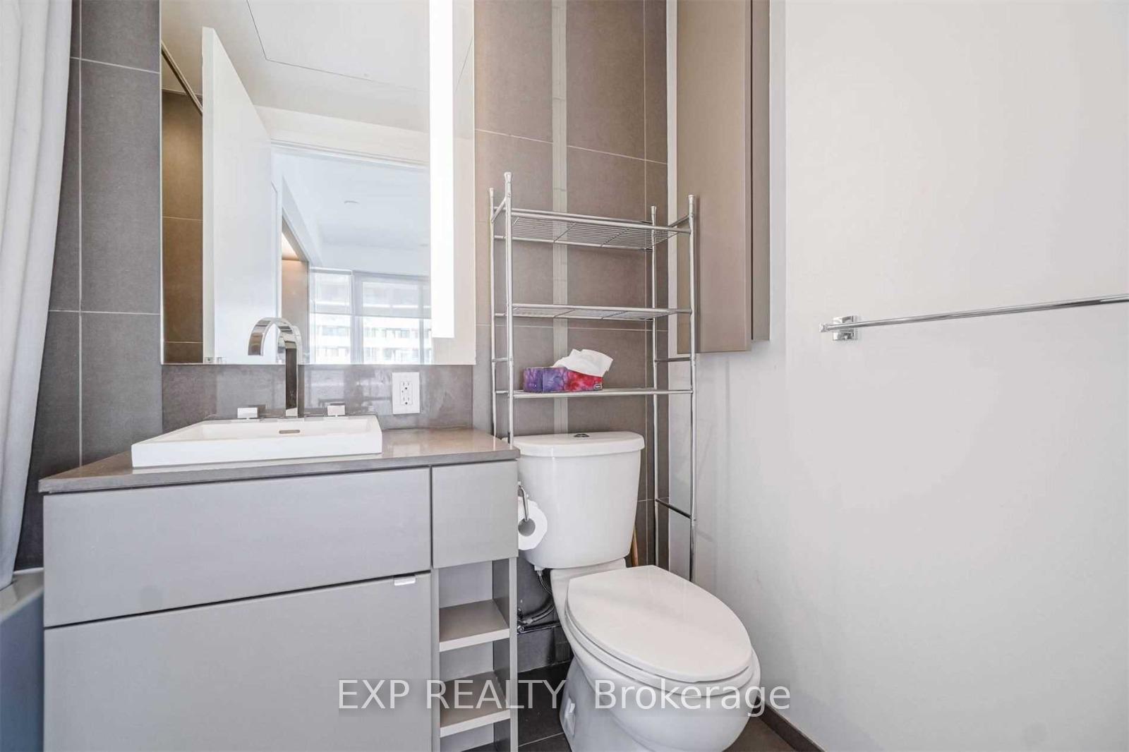 Photo 7 of Unit 2202, 101 Peter Street W, Toronto, Waterfront Communities — HOMEH