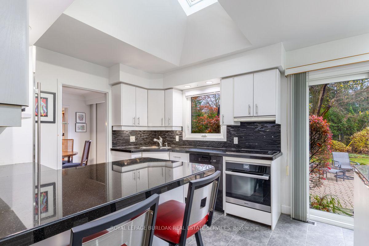 Photo 9 of 103 Mcgregor Crescent, Hamilton, Ancaster — HOMEH