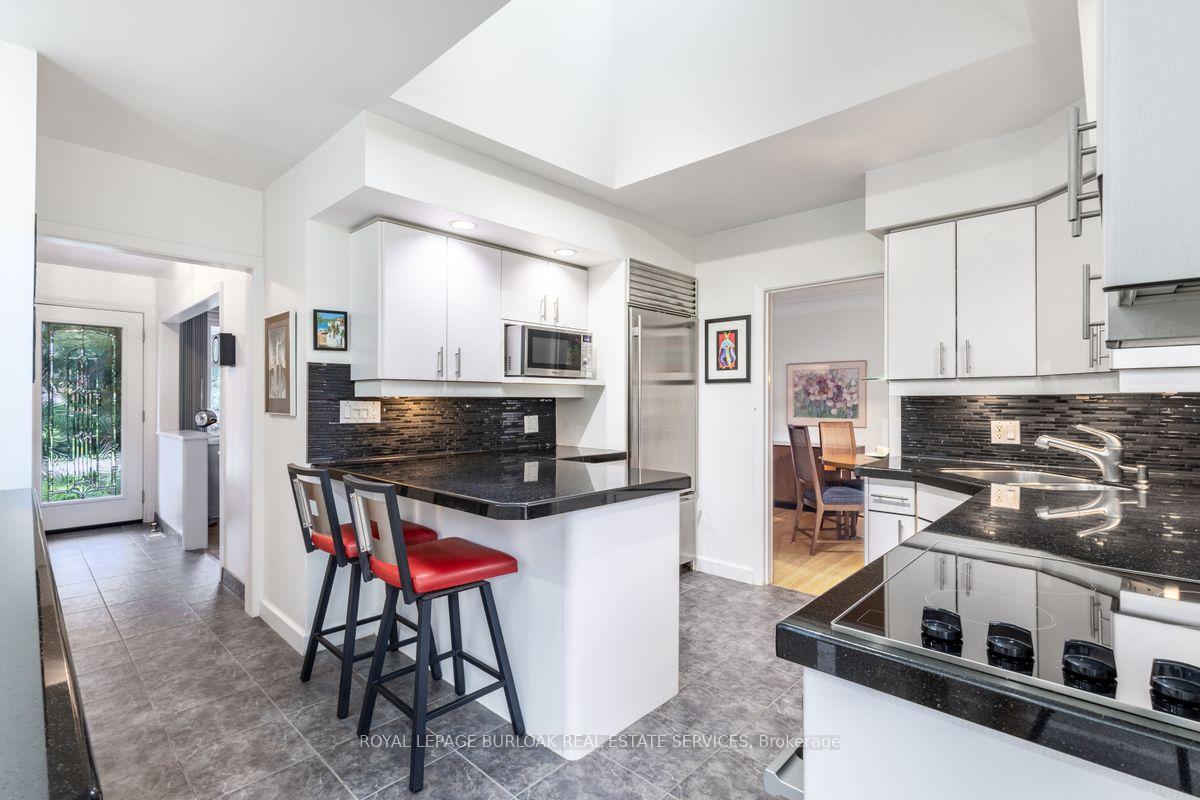 Photo 11 of 103 Mcgregor Crescent, Hamilton, Ancaster — HOMEH