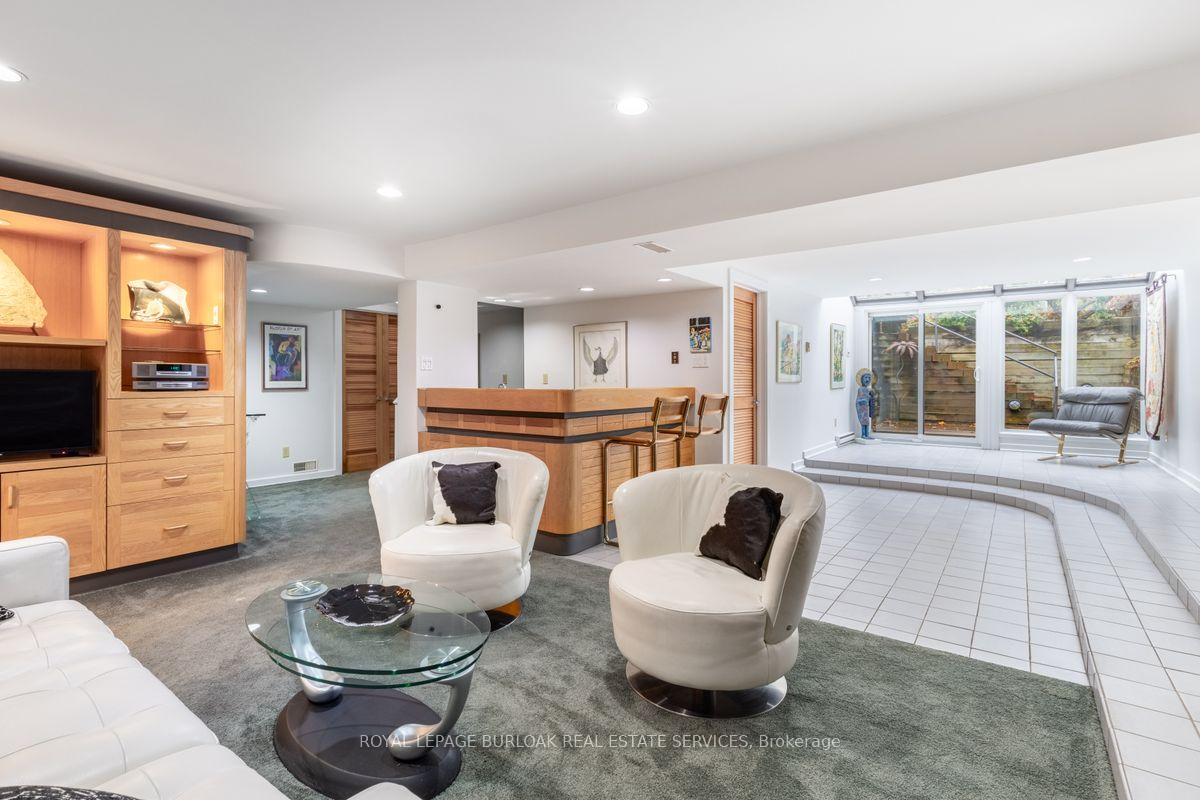 Photo 21 of 103 Mcgregor Crescent, Hamilton, Ancaster — HOMEH