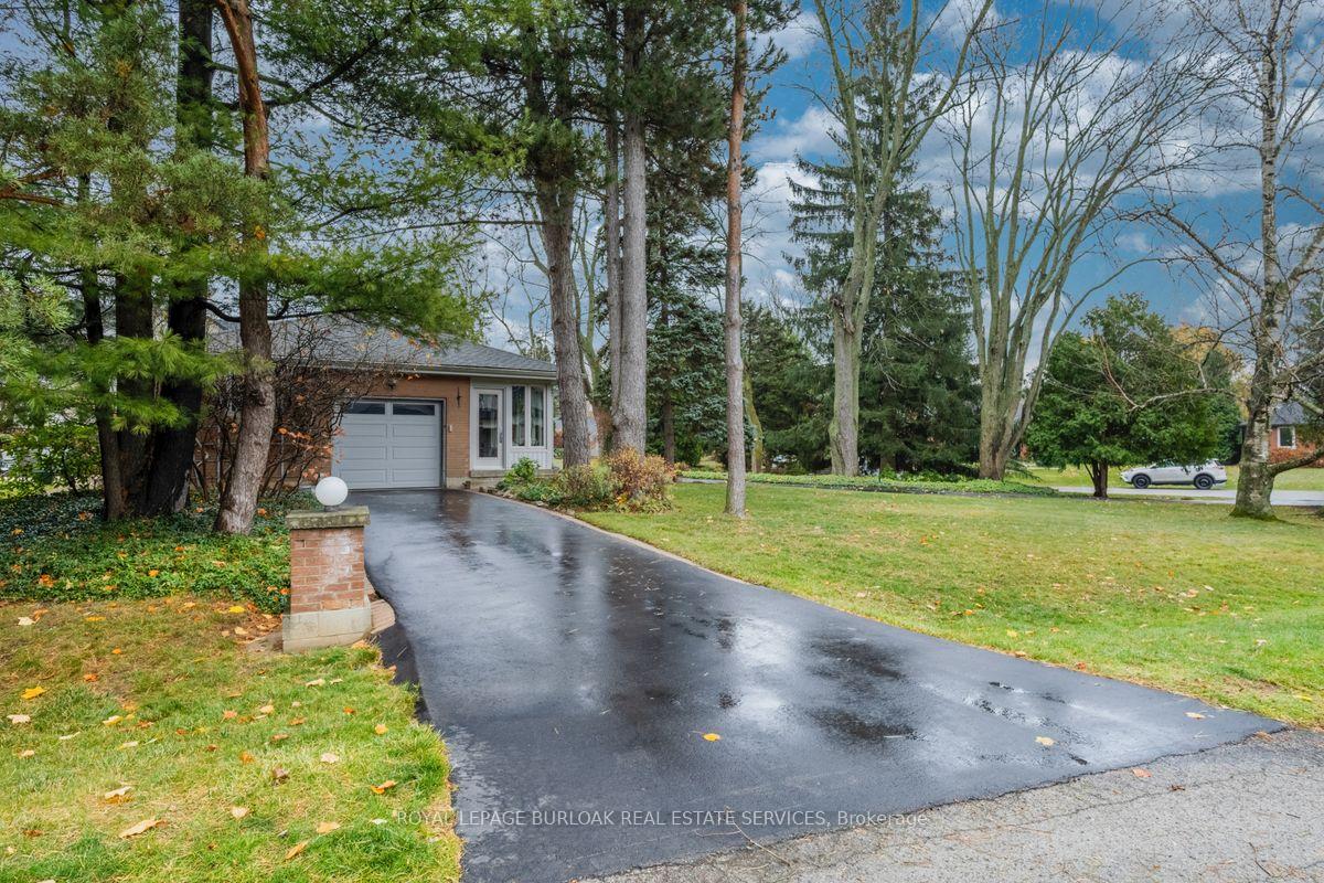 Photo 34 of 103 Mcgregor Crescent, Hamilton, Ancaster — HOMEH