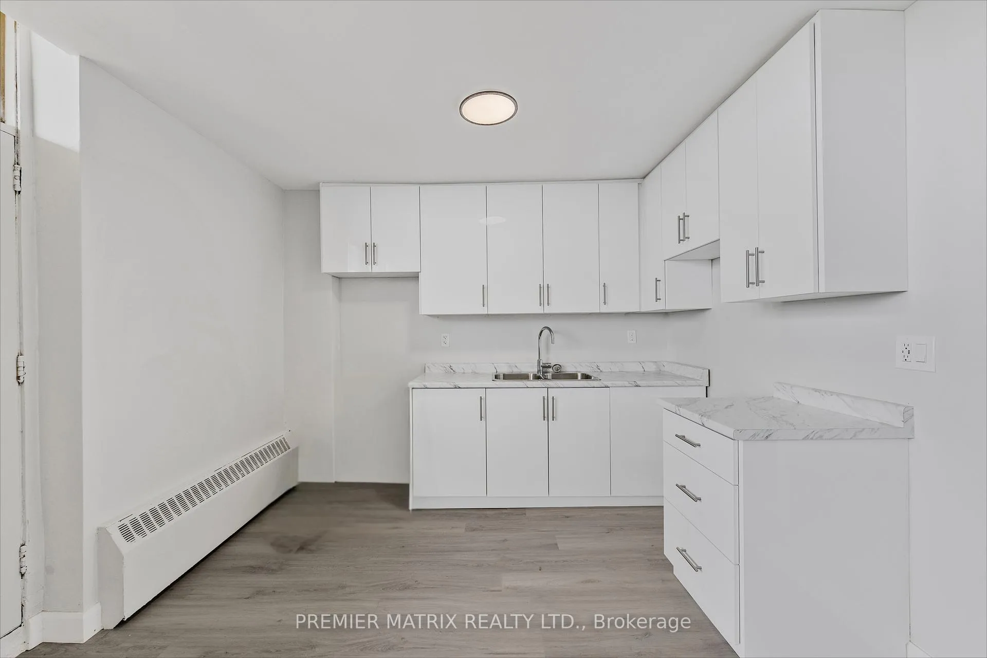 Photo 9 of Unit 2108, 65 Thorncliffe Park Drive, Toronto, Thorncliffe Park — HOMEH