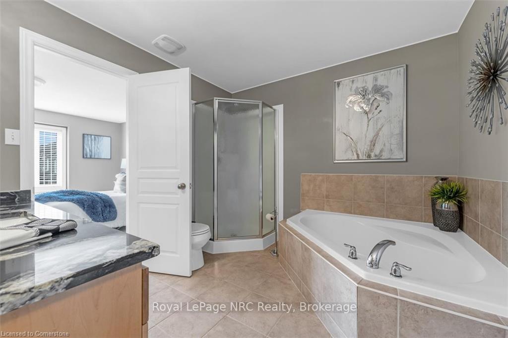 Photo 15 of Unit 17, 242 Upper Mount Albion Road, Hamilton, Stoney Creek Mountain — HOMEH