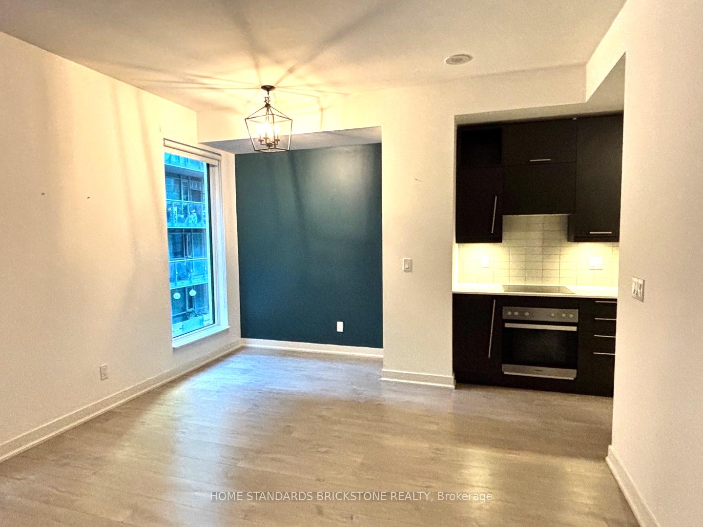 Photo 14 of Unit 301, 30 Nelson Street, Toronto, Waterfront Communities — HOMEH