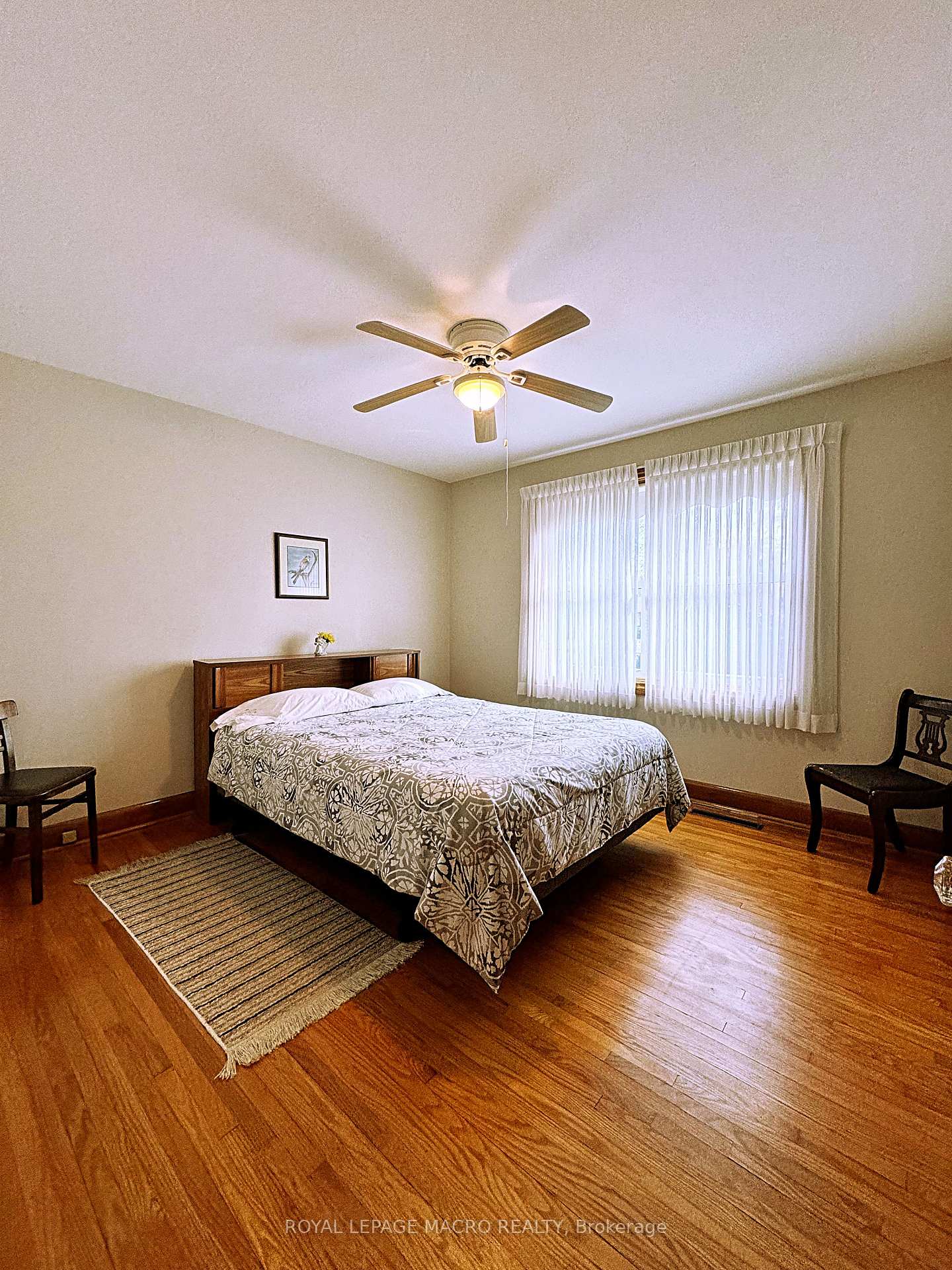 Photo 12 of 124 Aldercrest Avenue, Hamilton, Allison — HOMEH