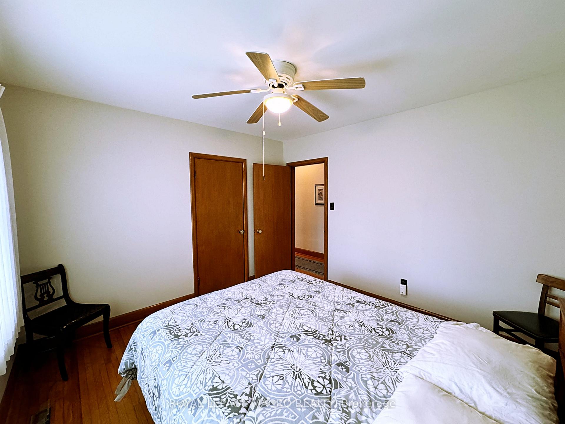 Photo 13 of 124 Aldercrest Avenue, Hamilton, Allison — HOMEH