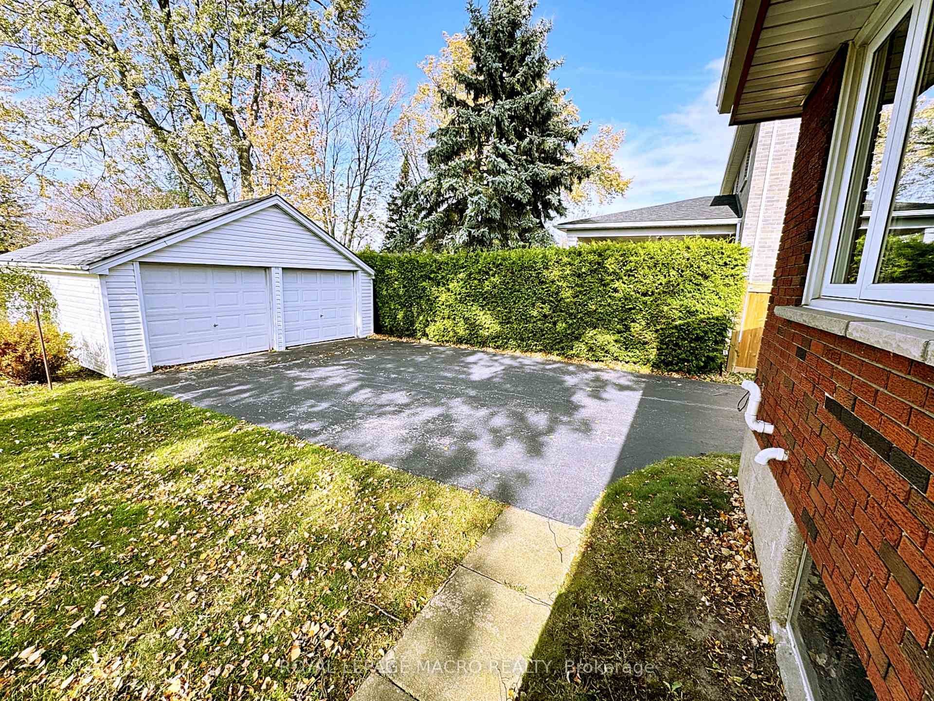 Photo 31 of 124 Aldercrest Avenue, Hamilton, Allison — HOMEH