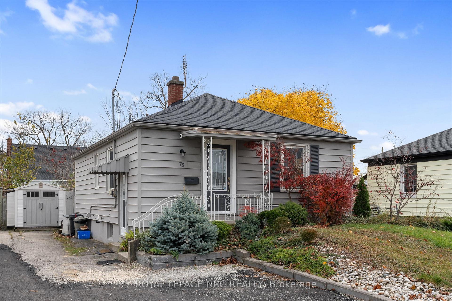 Photo 23 of 75 Argyle Crescent, St. Catharines, E. Chester — HOMEH