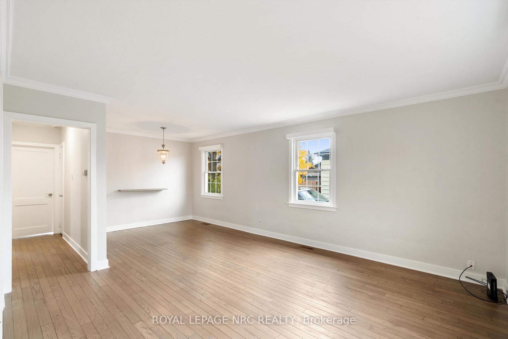 Photo 26 of 75 Argyle Crescent, St. Catharines, E. Chester — HOMEH