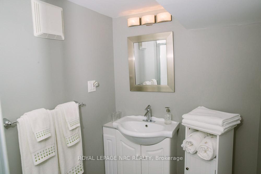 Photo 61 of 75 Argyle Crescent, St. Catharines, E. Chester — HOMEH