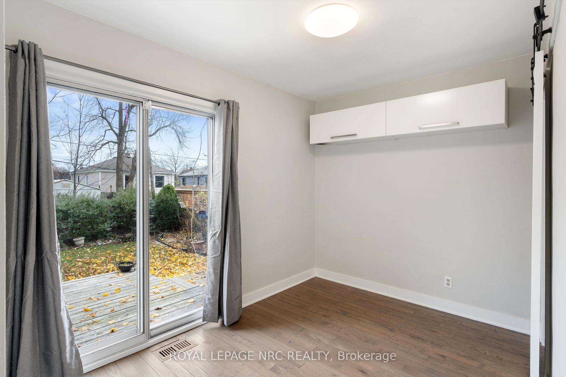 Photo 18 of 75 Argyle Crescent, St. Catharines, E. Chester — HOMEH