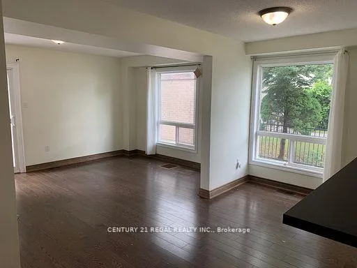 Photo 10 of 4 Juliana Square, Brampton, Northgate — HOMEH