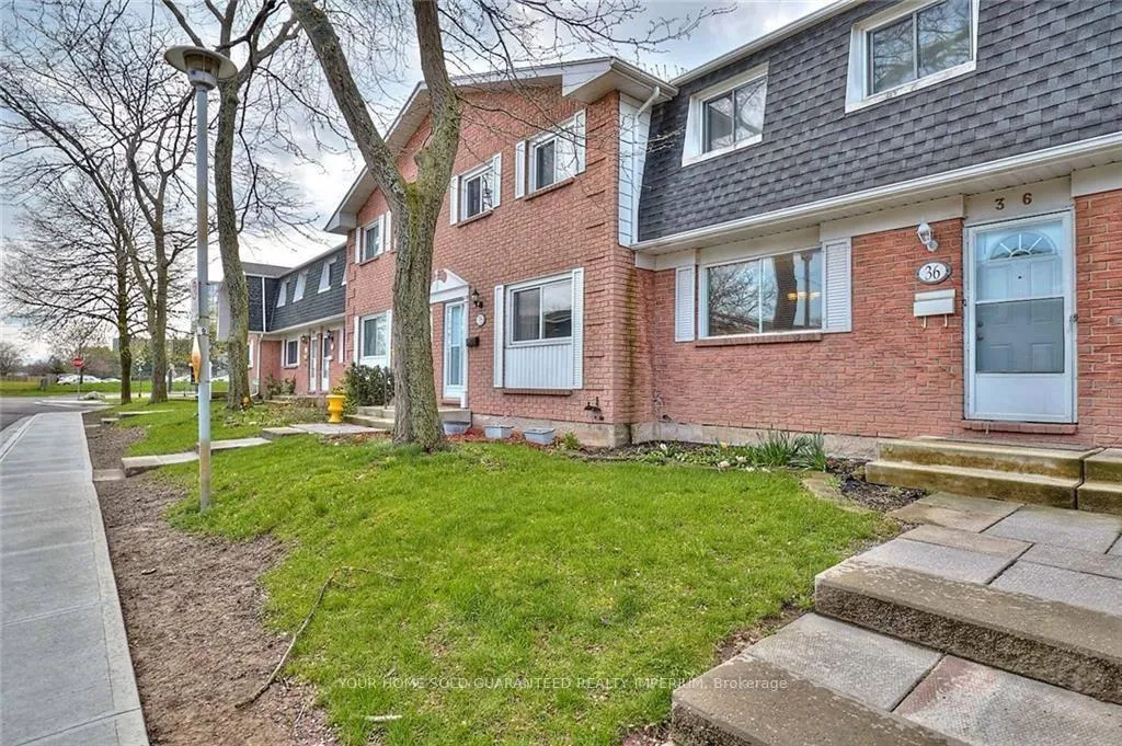 Front of Unit 36, 185 Denistoun Street