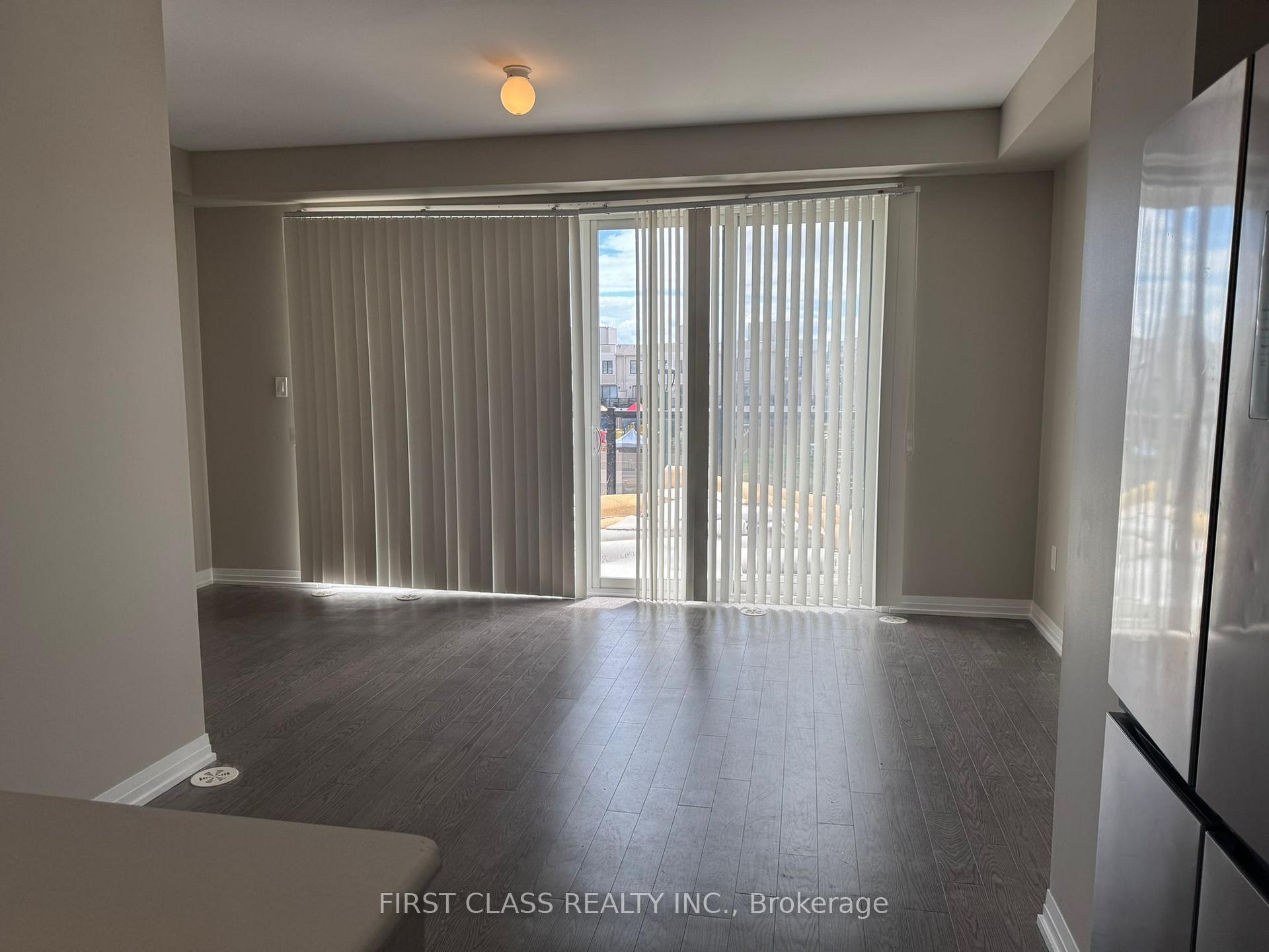 Photo 10 of 7 Prince William Boulevard, Clarington, Bowmanville — HOMEH