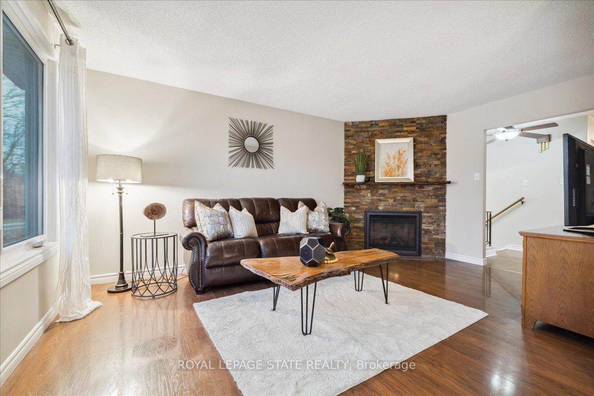 Photo 3 of 44 Birchcliffe Crescent, Hamilton, Berrisfield — HOMEH