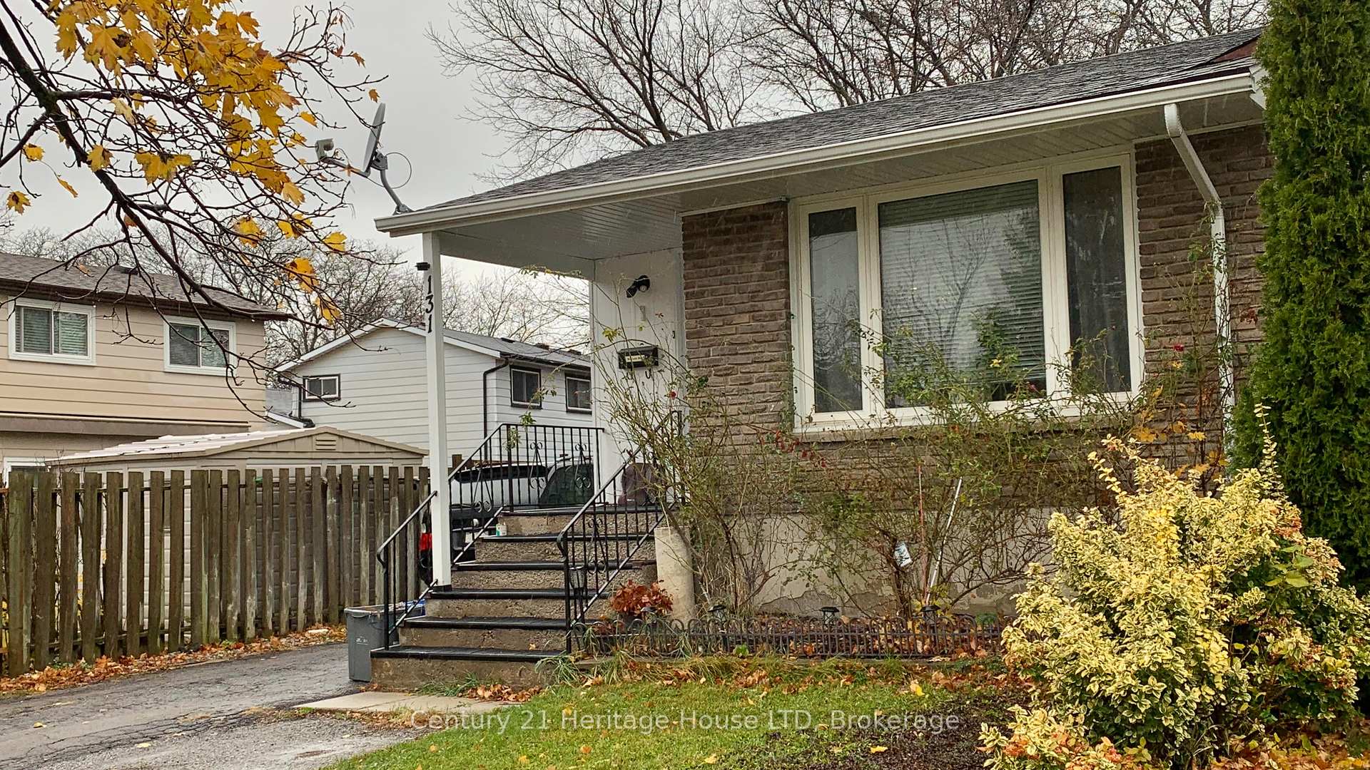 Photo 2 of 131 Linwell Road, St. Catharines, Lakeport — HOMEH