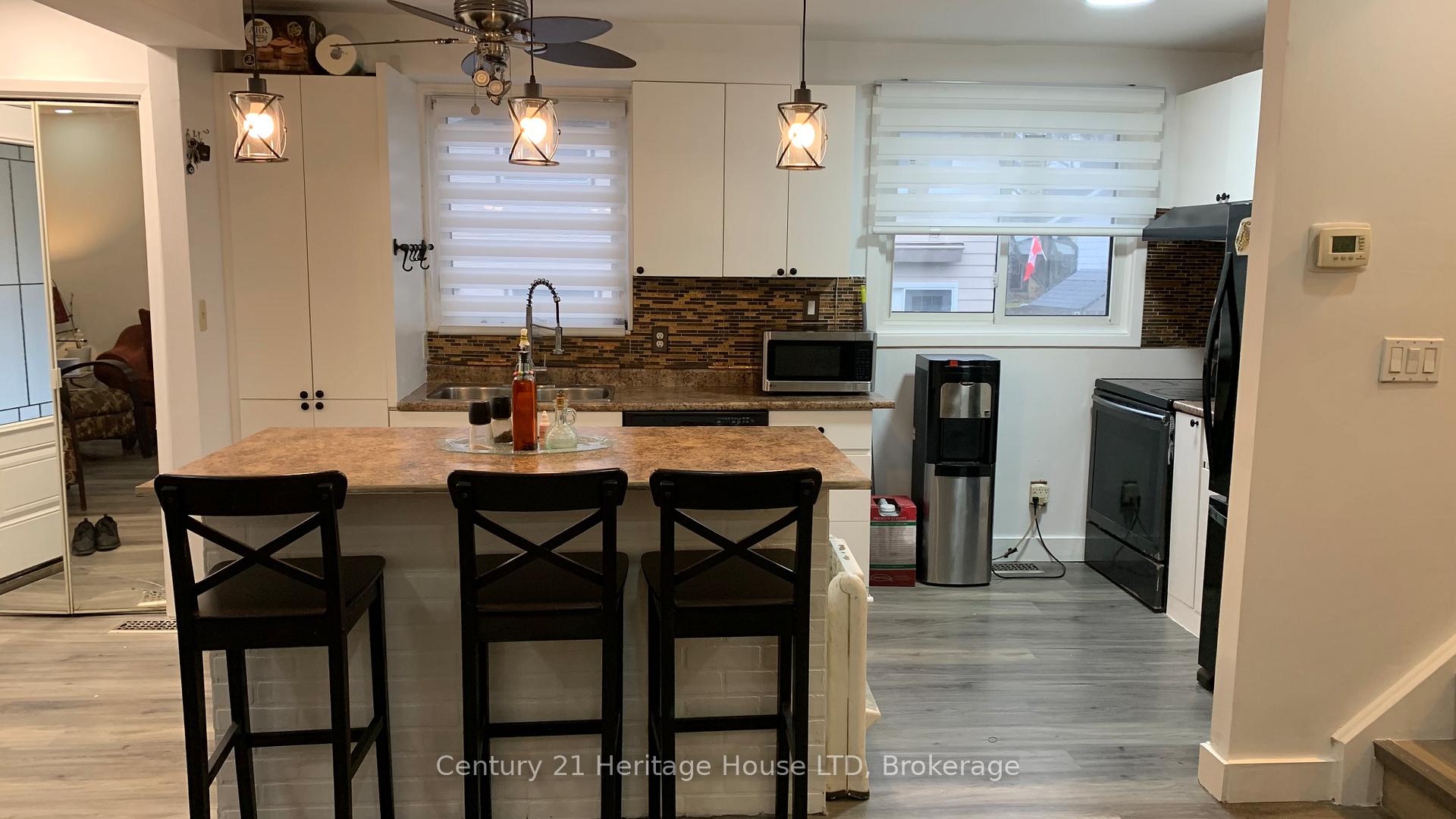 Photo 7 of 131 Linwell Road, St. Catharines, Lakeport — HOMEH
