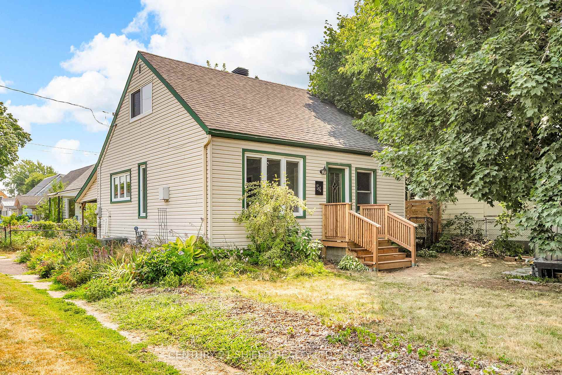 Photo 1 of 54 12th Street E, Cornwall — HOMEH