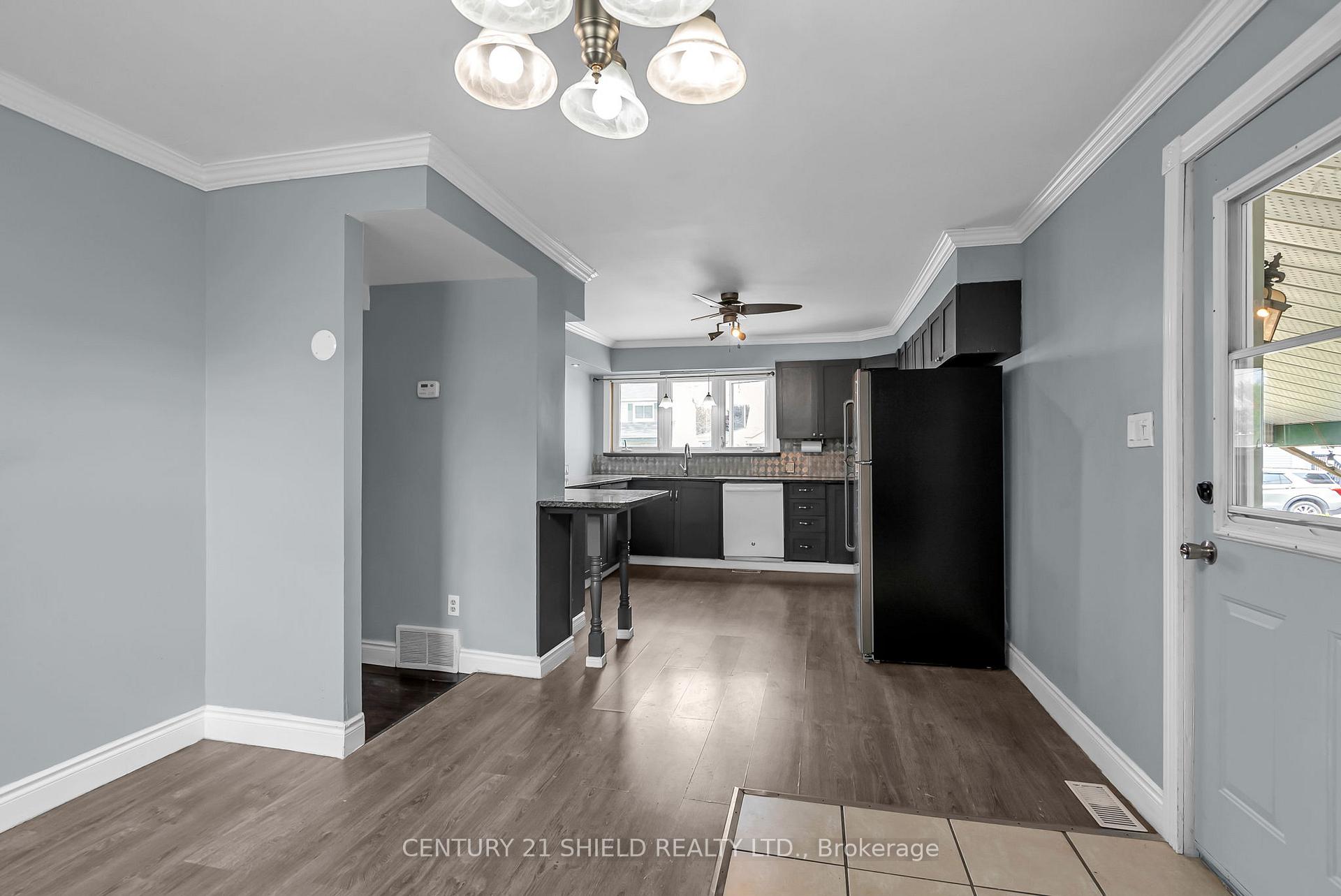 Photo 11 of 54 12th Street E, Cornwall — HOMEH