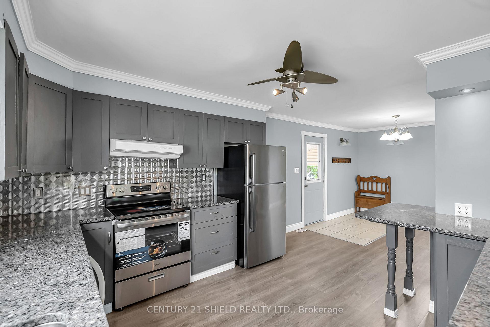 Photo 17 of 54 12th Street E, Cornwall — HOMEH