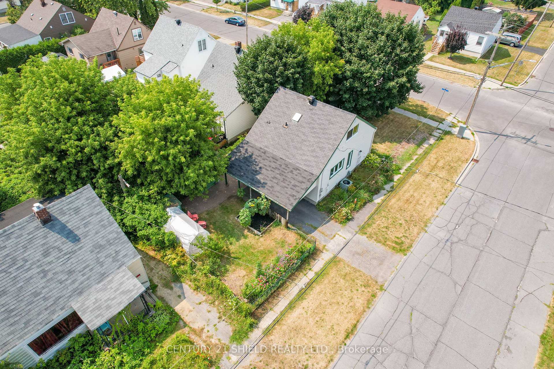 Photo 35 of 54 12th Street E, Cornwall — HOMEH