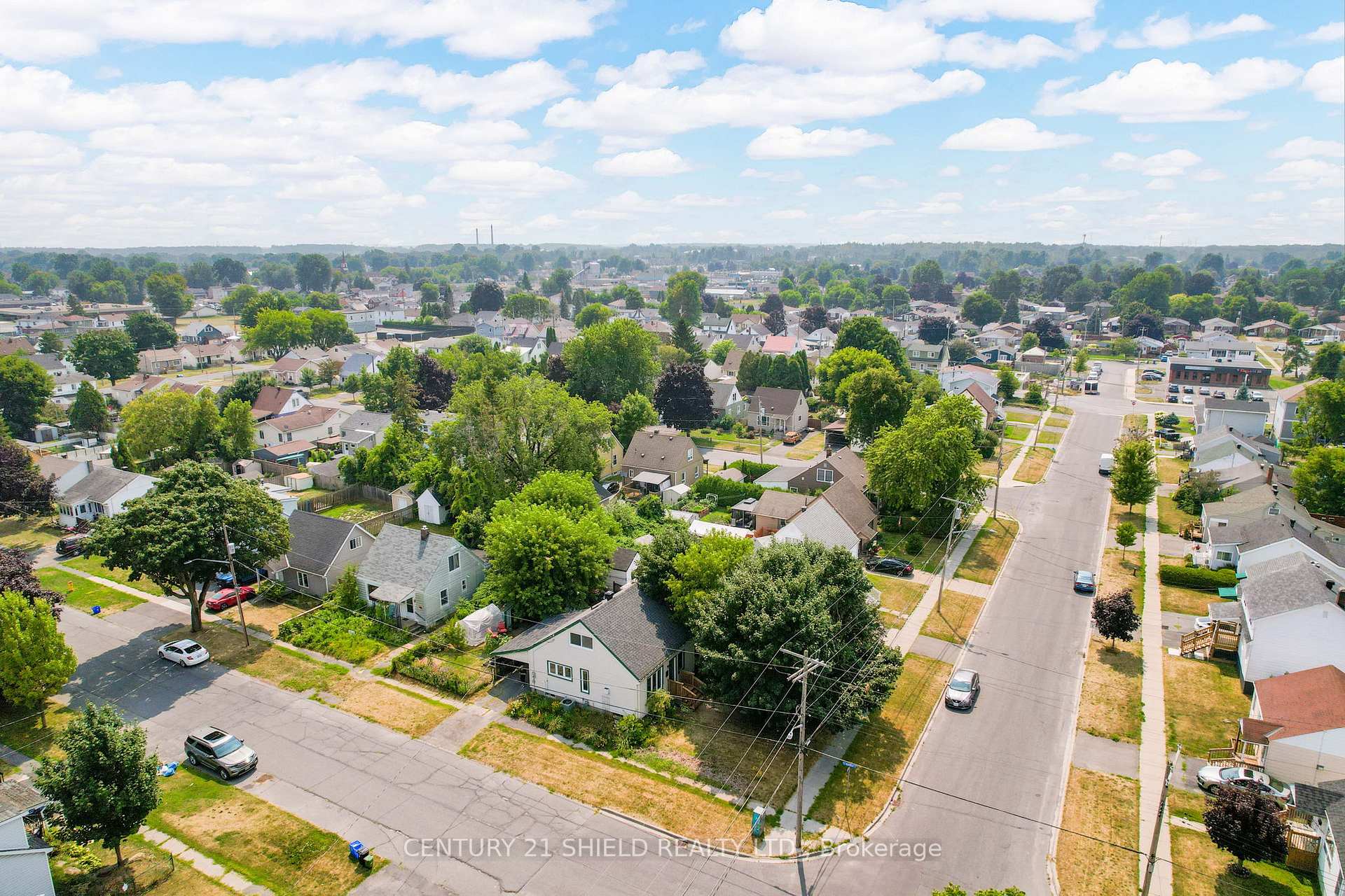 Photo 37 of 54 12th Street E, Cornwall — HOMEH
