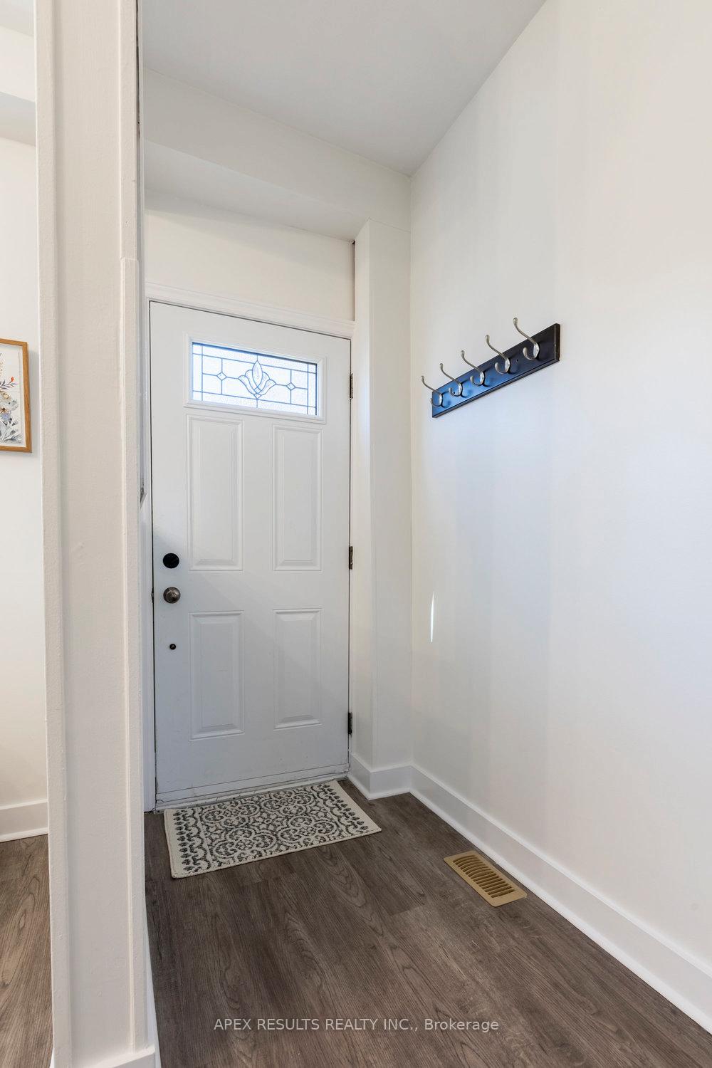 Photo 4 of 536 James Street N, Hamilton, North End — HOMEH