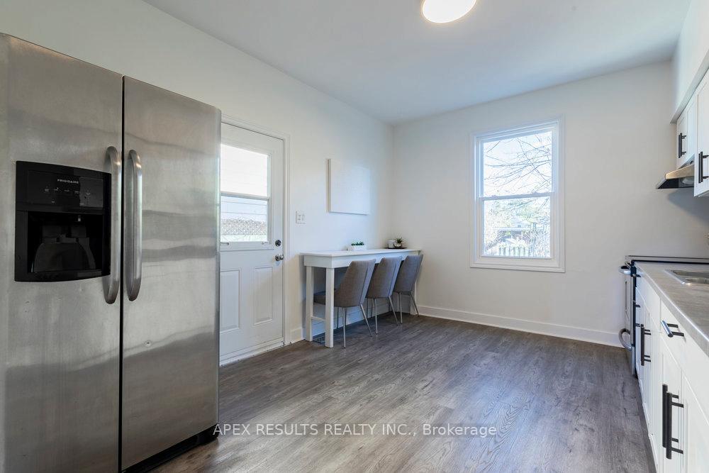 Photo 12 of 536 James Street N, Hamilton, North End — HOMEH