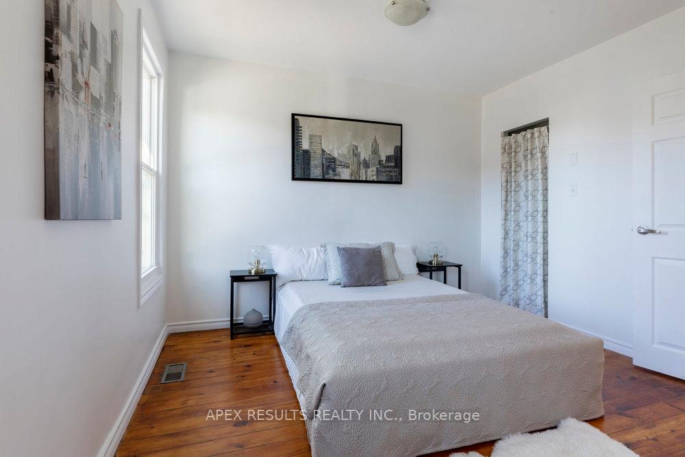 Photo 17 of 536 James Street N, Hamilton, North End — HOMEH