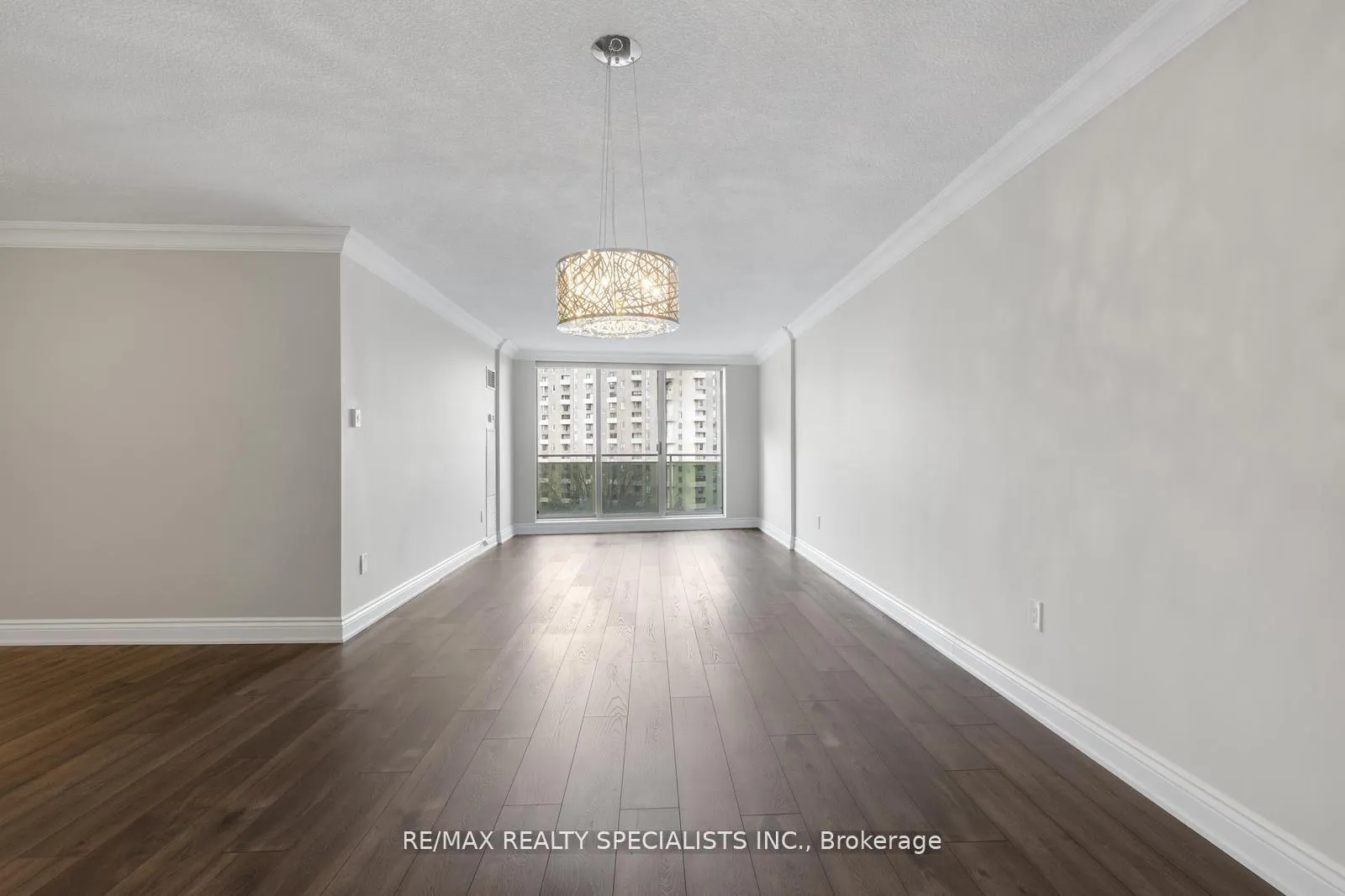 Photo 17 of Unit 803, 820 Burnhamthorpe Road, Etobicoke, Markland Wood — HOMEH