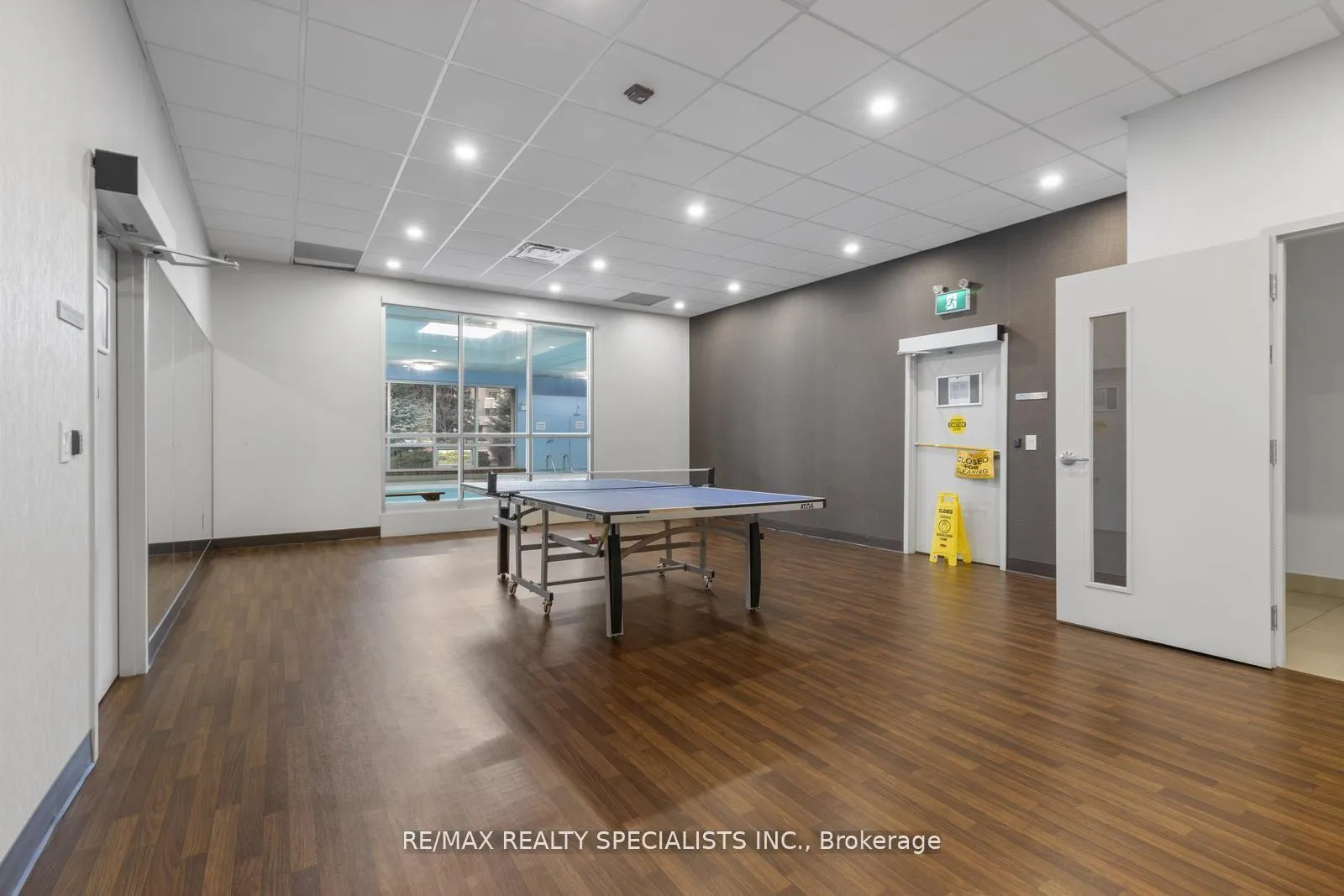 Photo 33 of Unit 803, 820 Burnhamthorpe Road, Etobicoke, Markland Wood — HOMEH