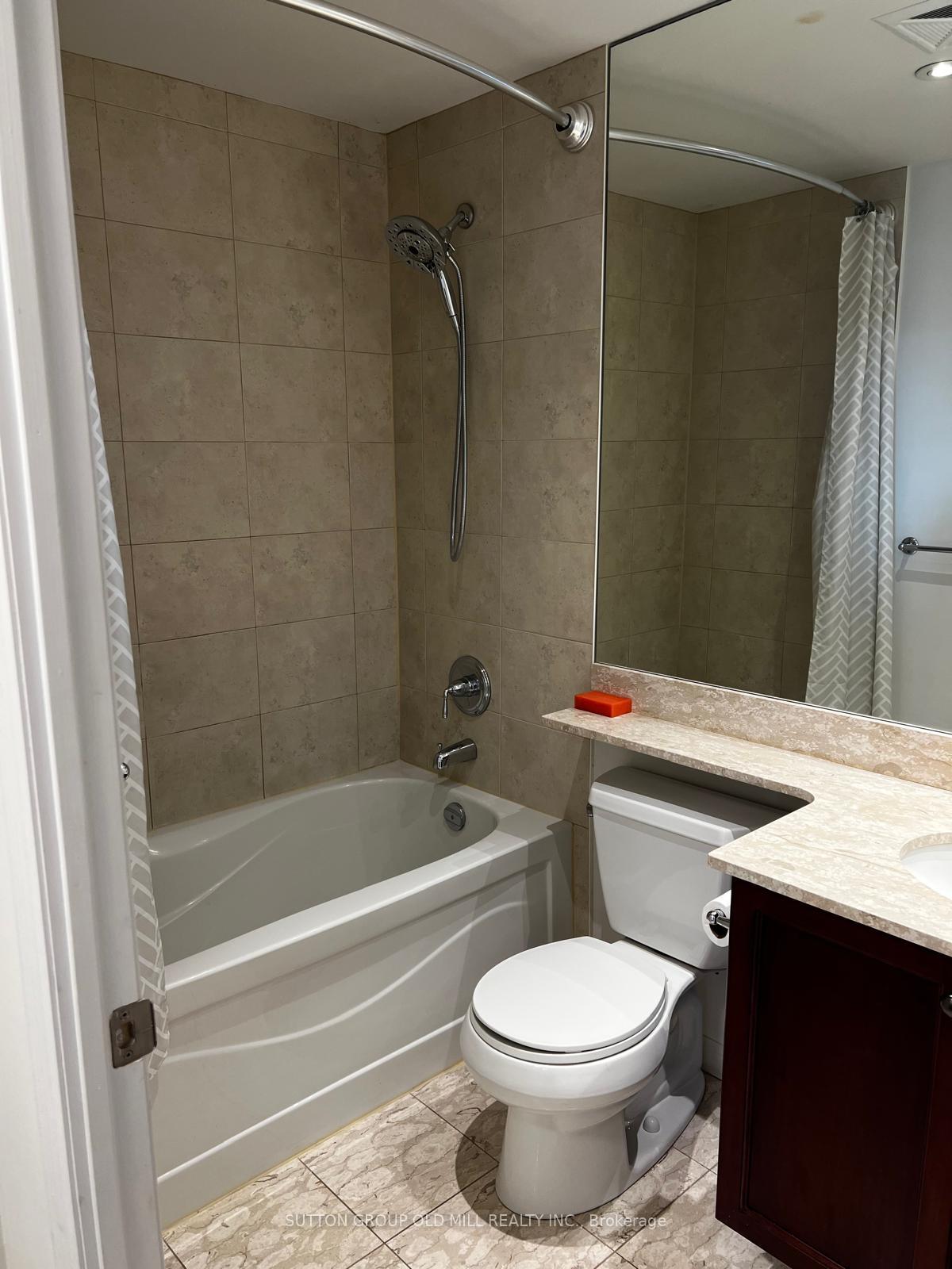 Photo 5 of Unit 1310, 628 Fleet Street, Toronto, Niagara — HOMEH