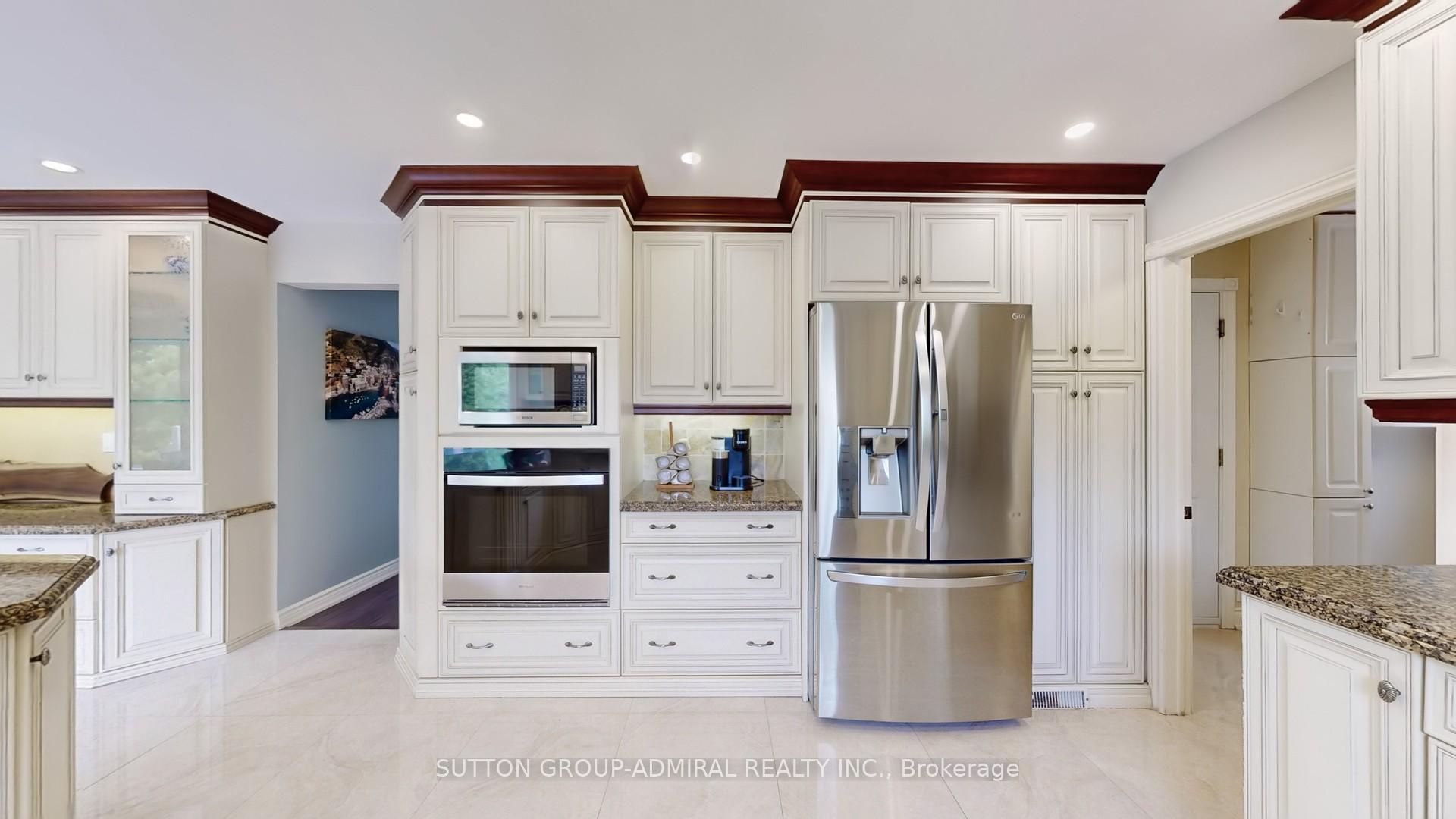 Photo 38 of 10 Walton Drive, Caledon, Palgrave — HOMEH