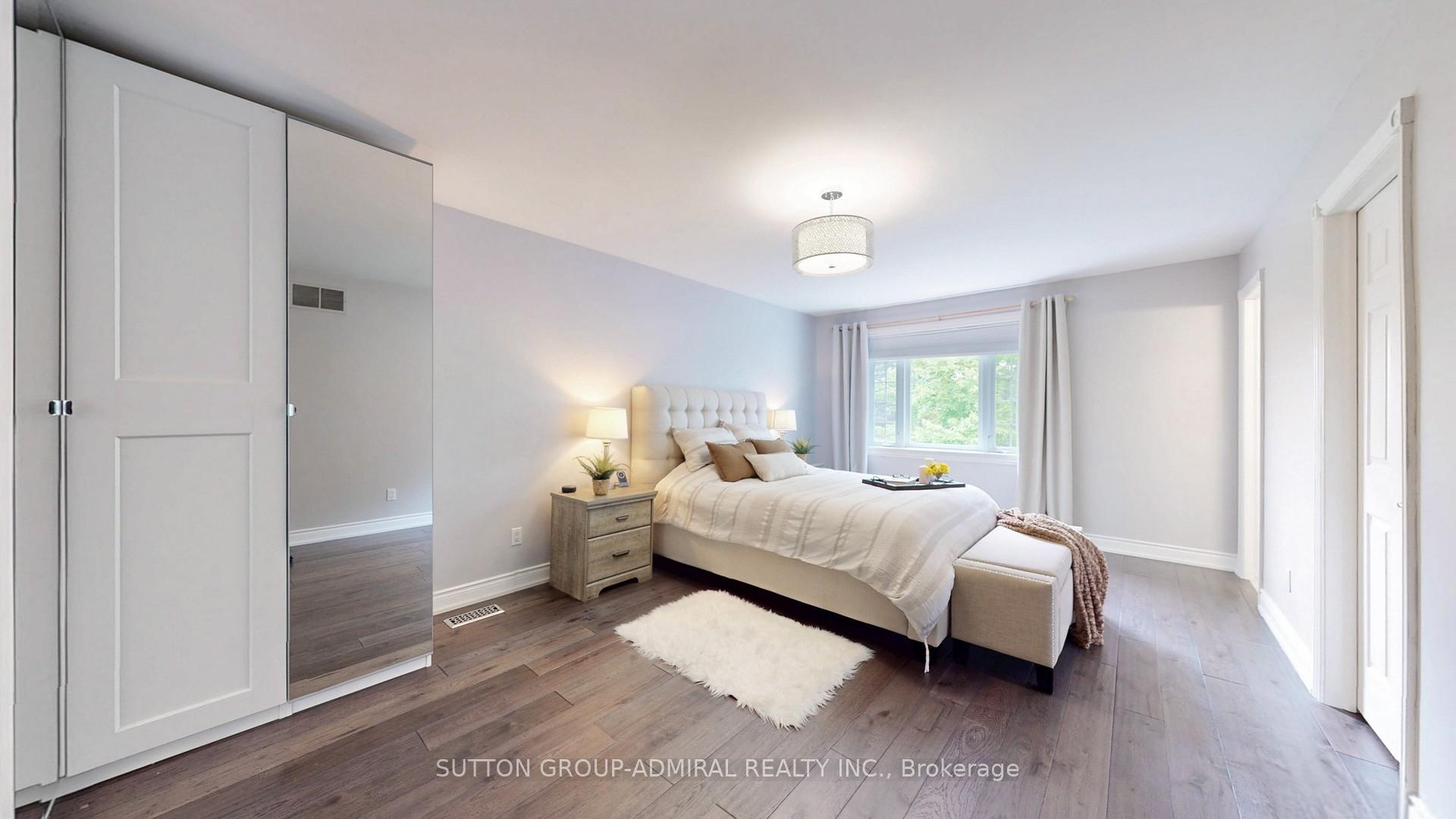 Photo 4 of 10 Walton Drive, Caledon, Palgrave — HOMEH