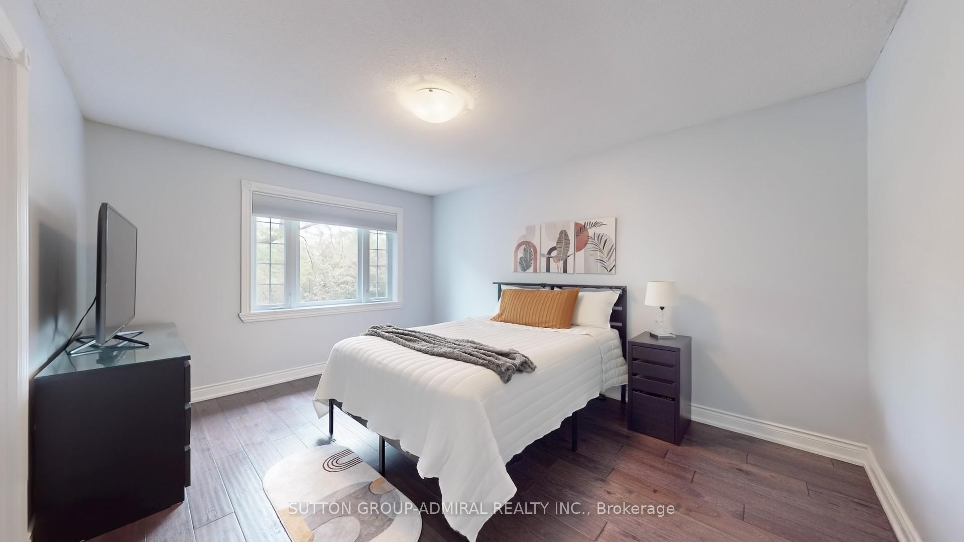 Photo 20 of 10 Walton Drive, Caledon, Palgrave — HOMEH