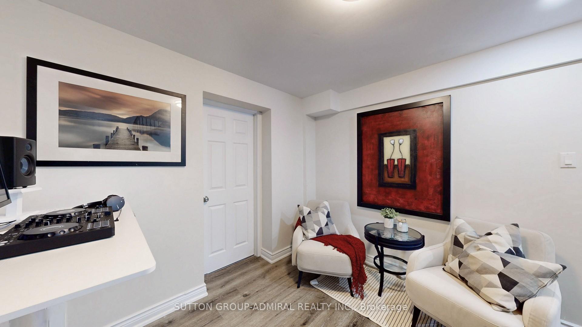 Photo 45 of 10 Walton Drive, Caledon, Palgrave — HOMEH
