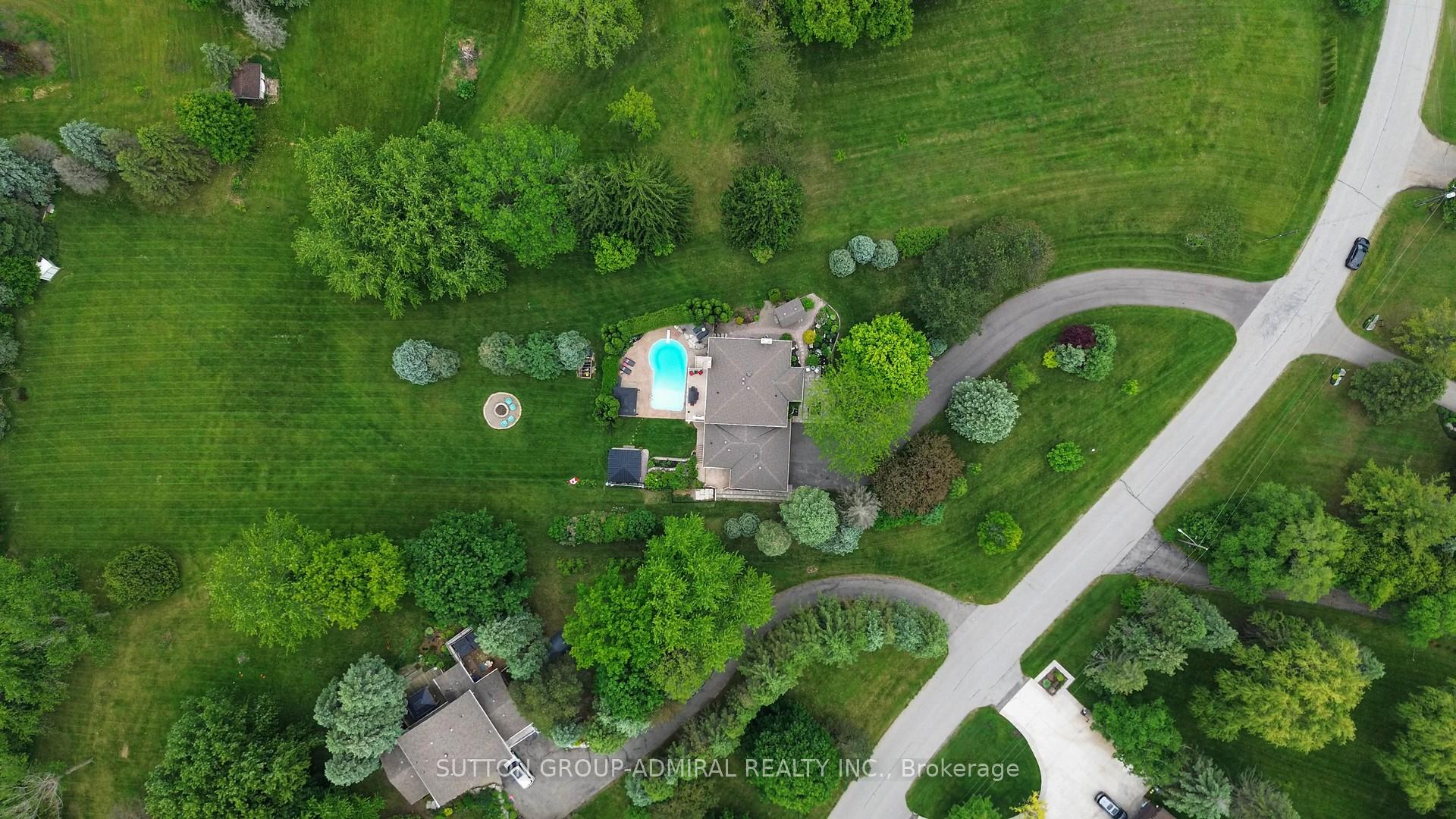Photo 27 of 10 Walton Drive, Caledon, Palgrave — HOMEH
