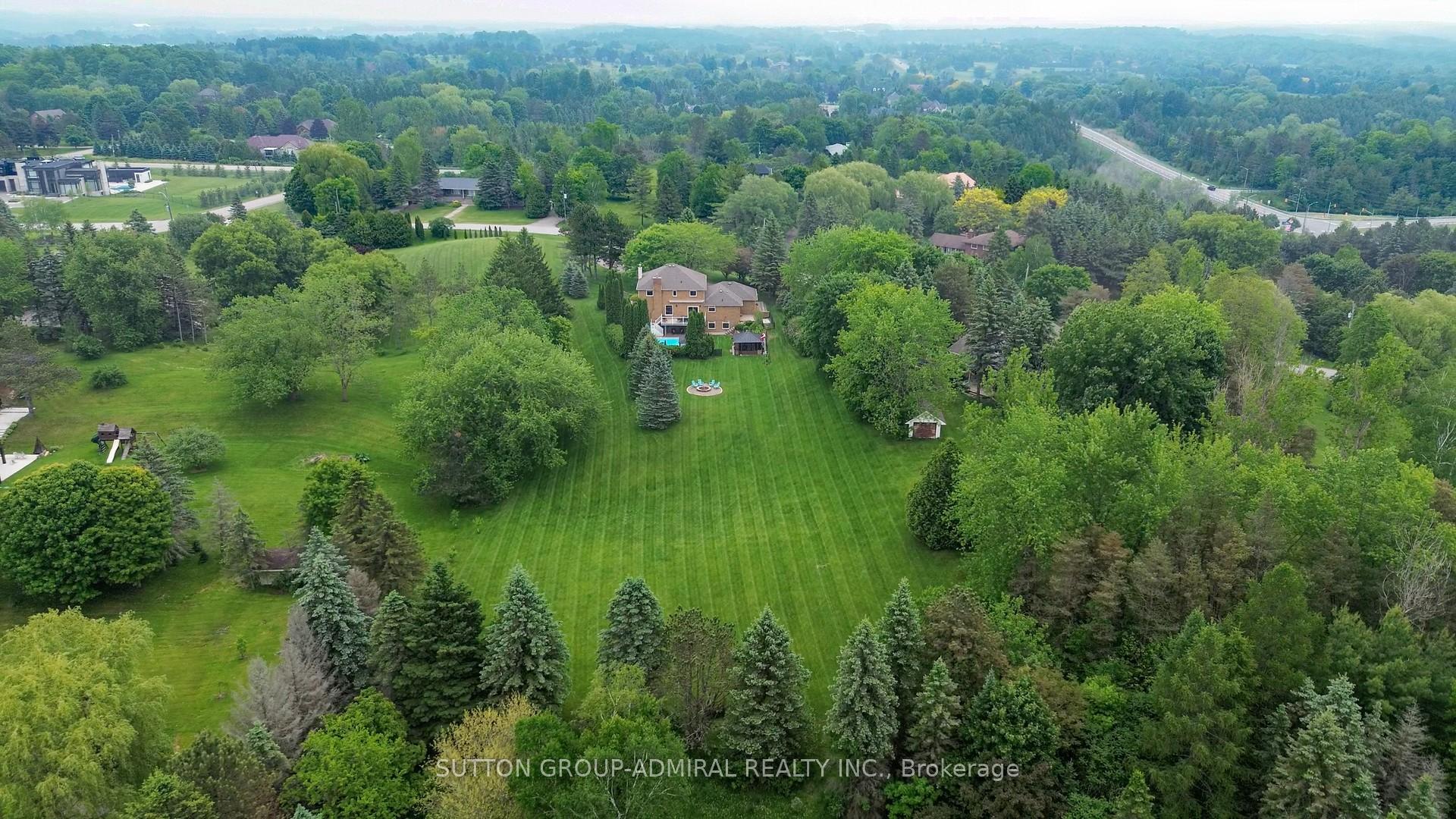 Photo 34 of 10 Walton Drive, Caledon, Palgrave — HOMEH