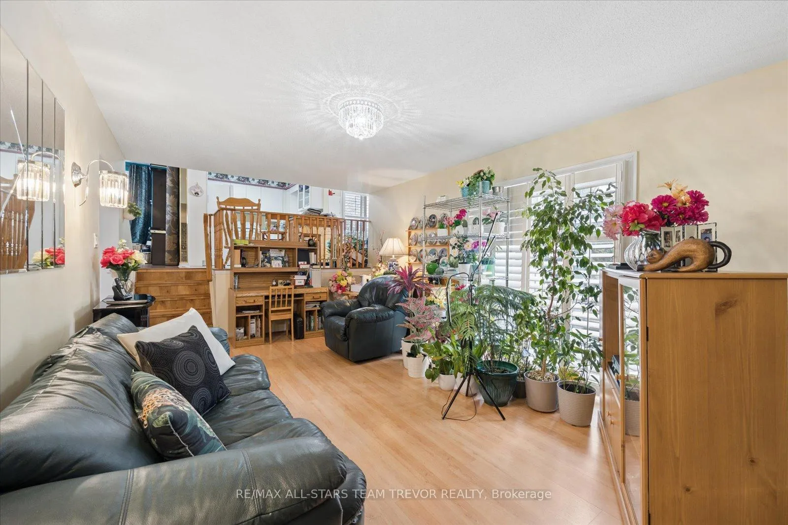 Photo 10 of 123 Biscayne Boulevard, Georgina, Keswick South — HOMEH