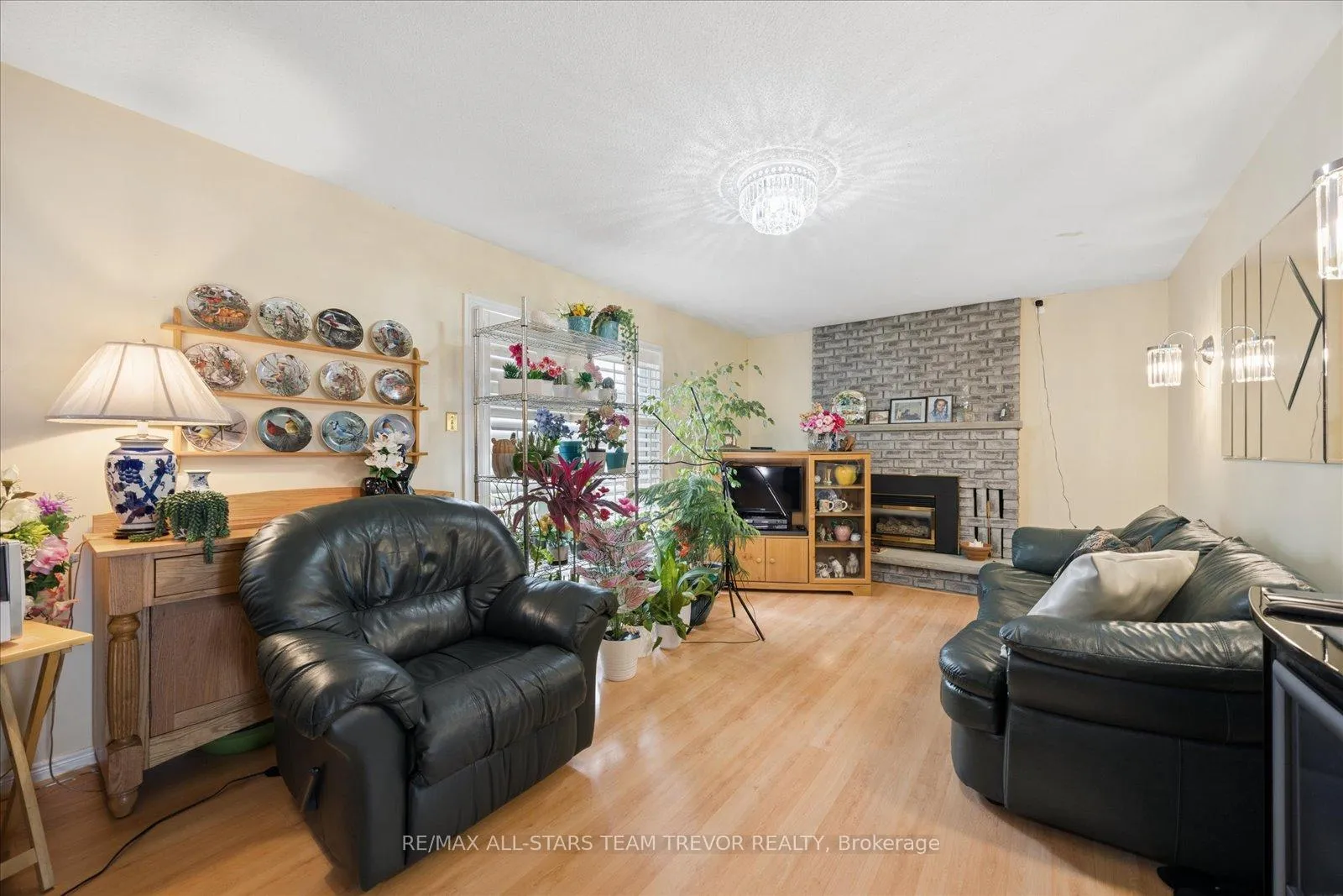 Photo 11 of 123 Biscayne Boulevard, Georgina, Keswick South — HOMEH